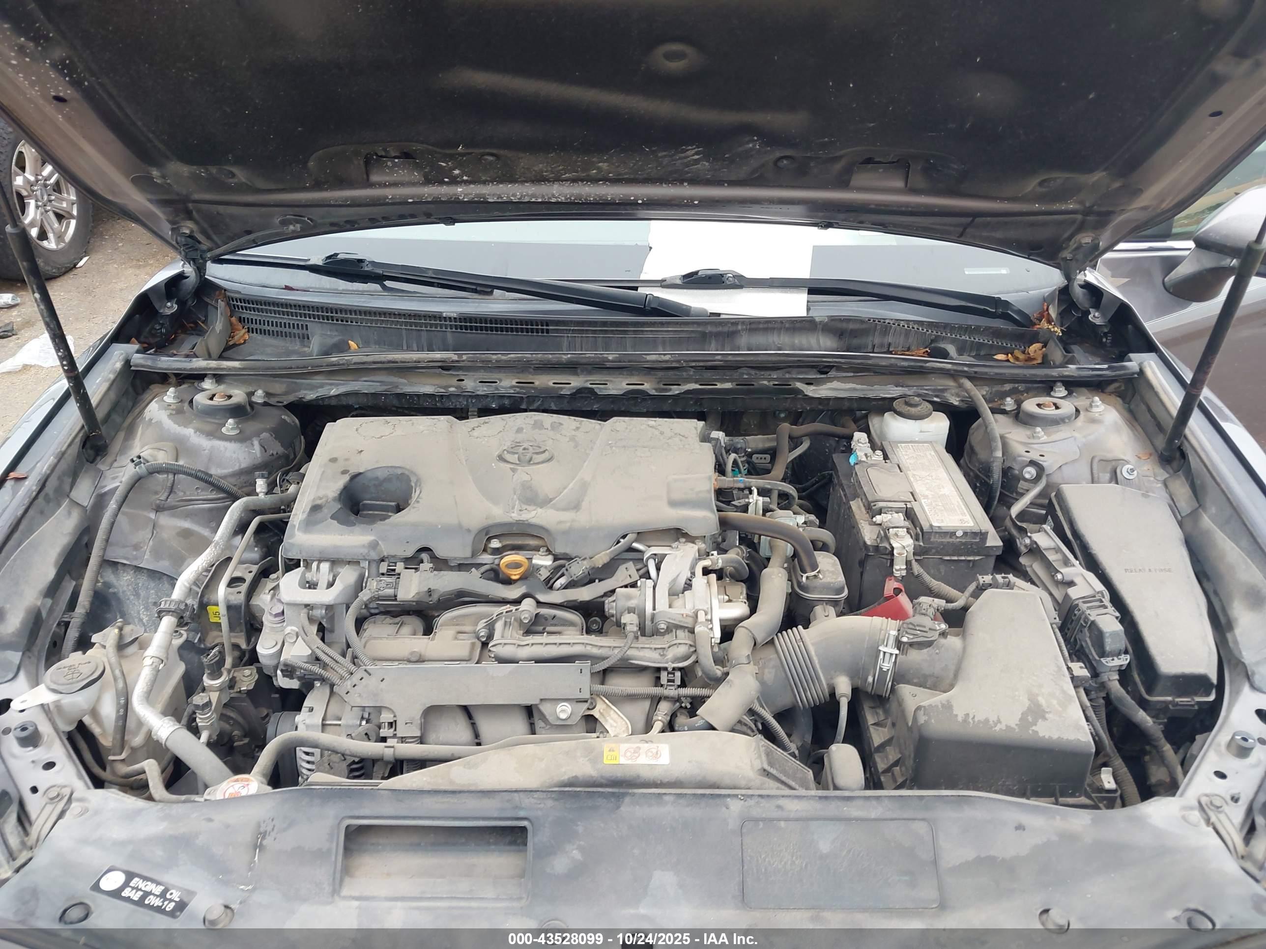 TOYOTA CAMRY image 10