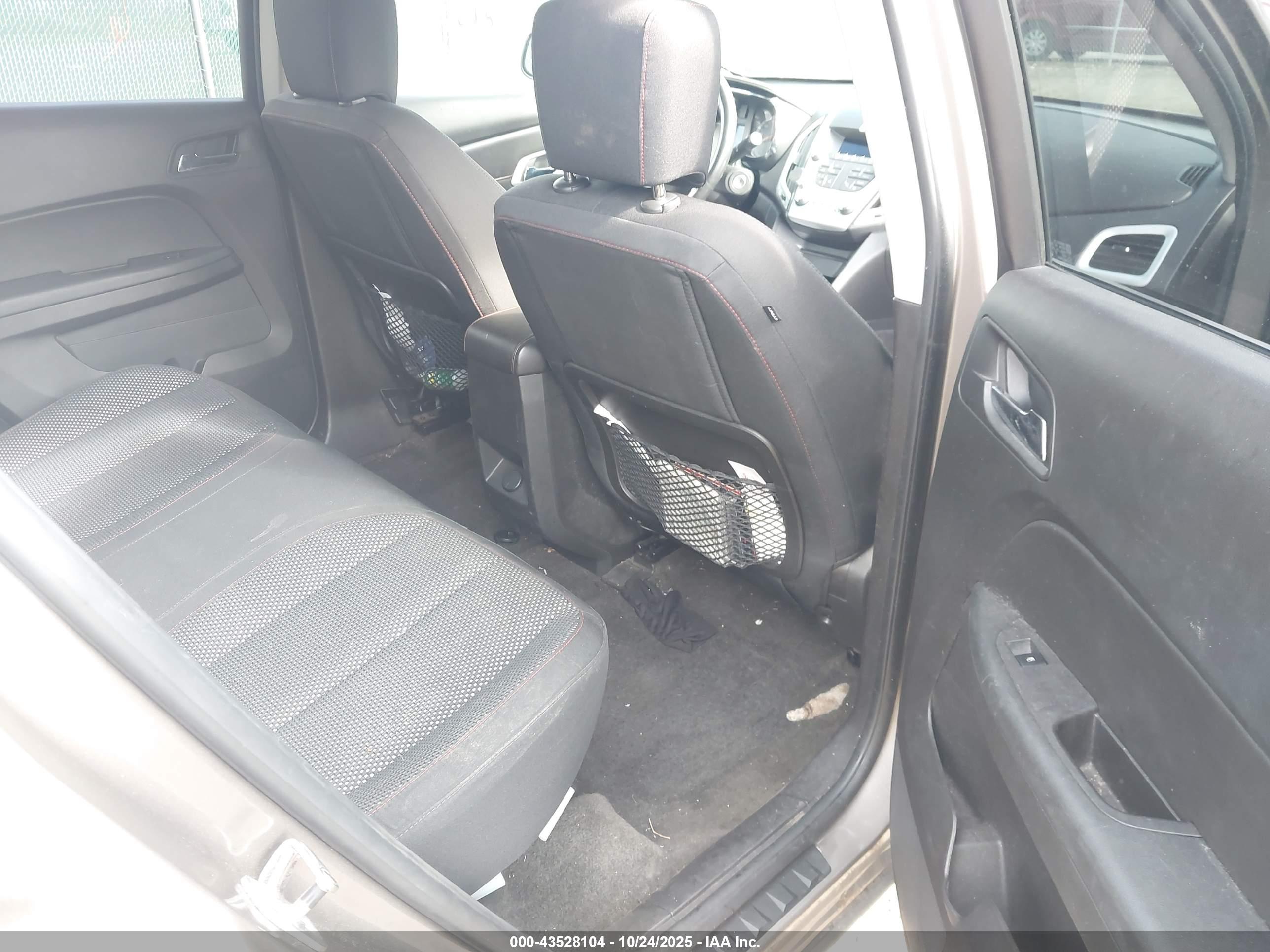 GMC TERRAIN image 8