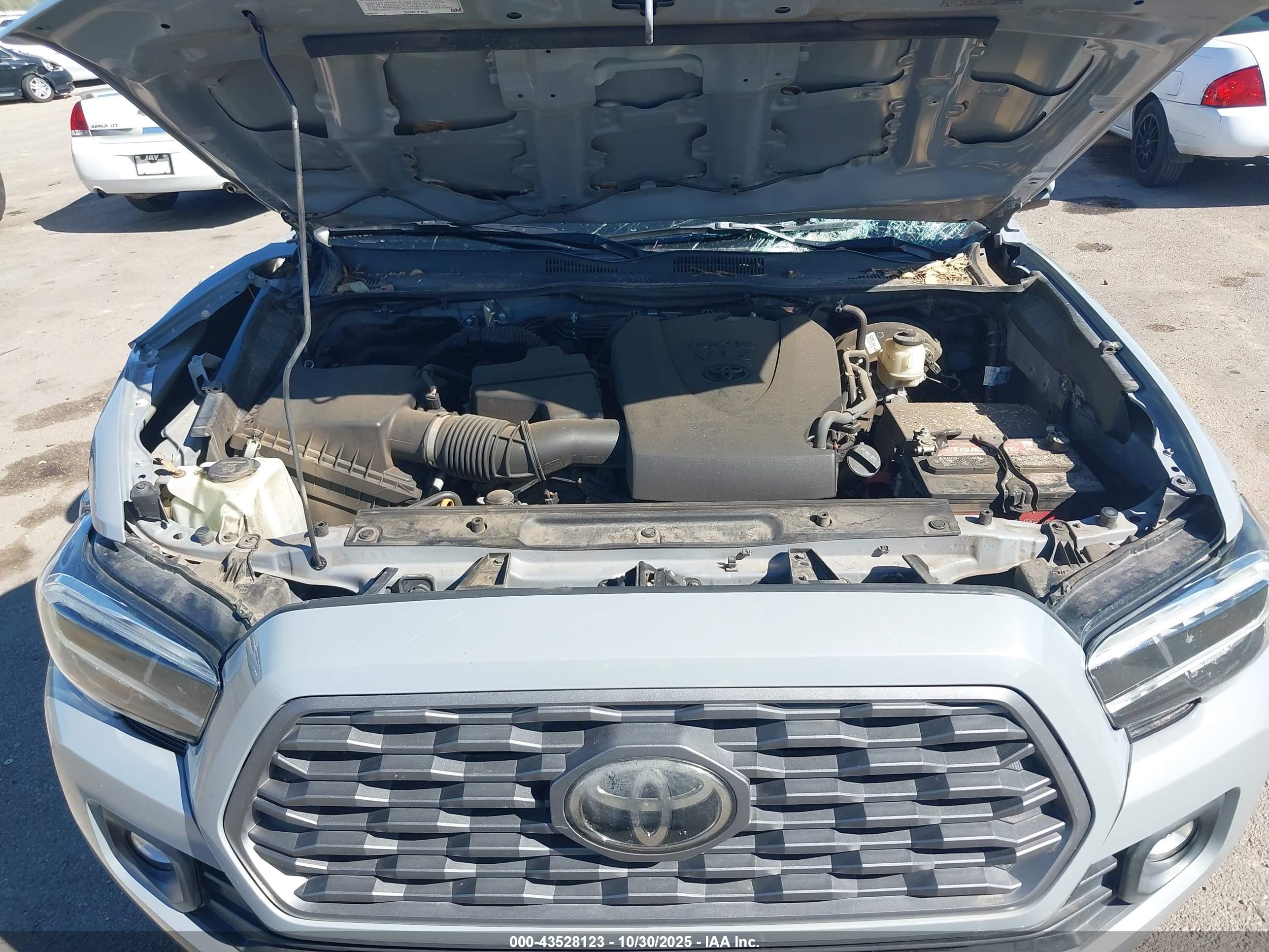 TOYOTA TACOMA image 10
