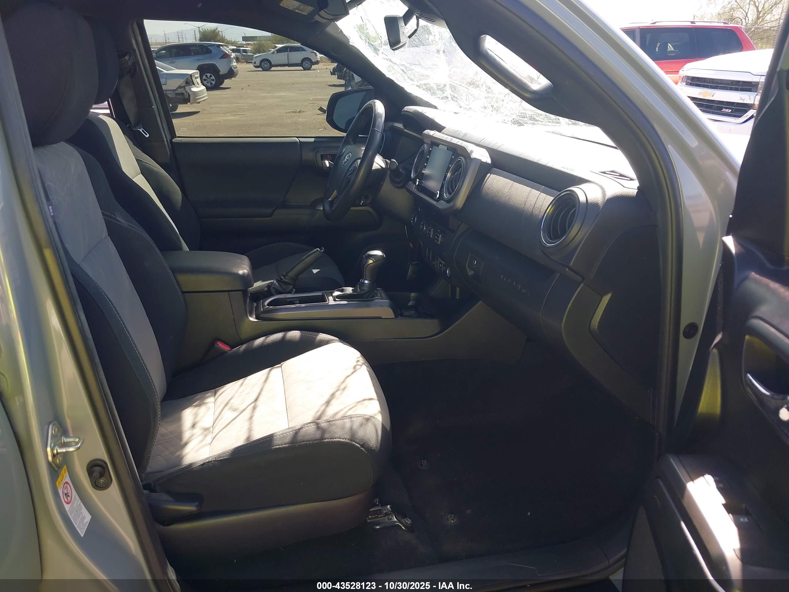 TOYOTA TACOMA image 5