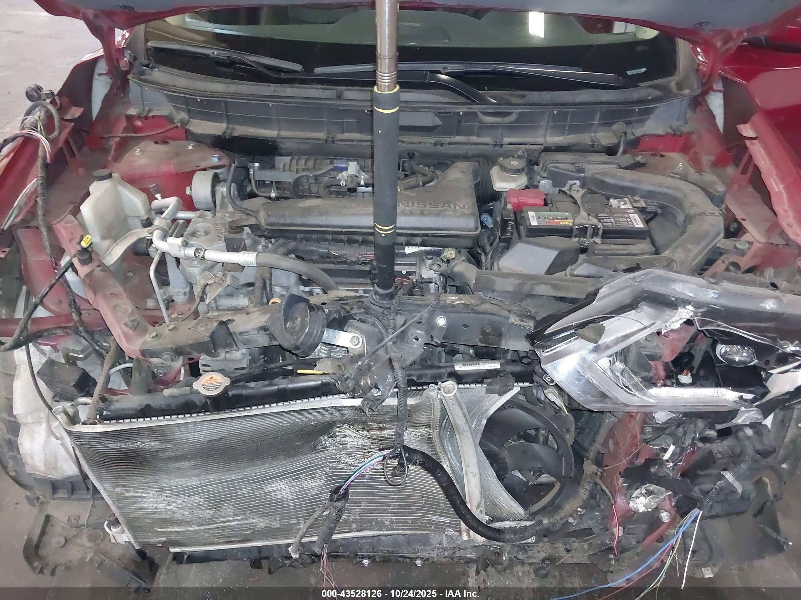 NISSAN ROGUE image 10