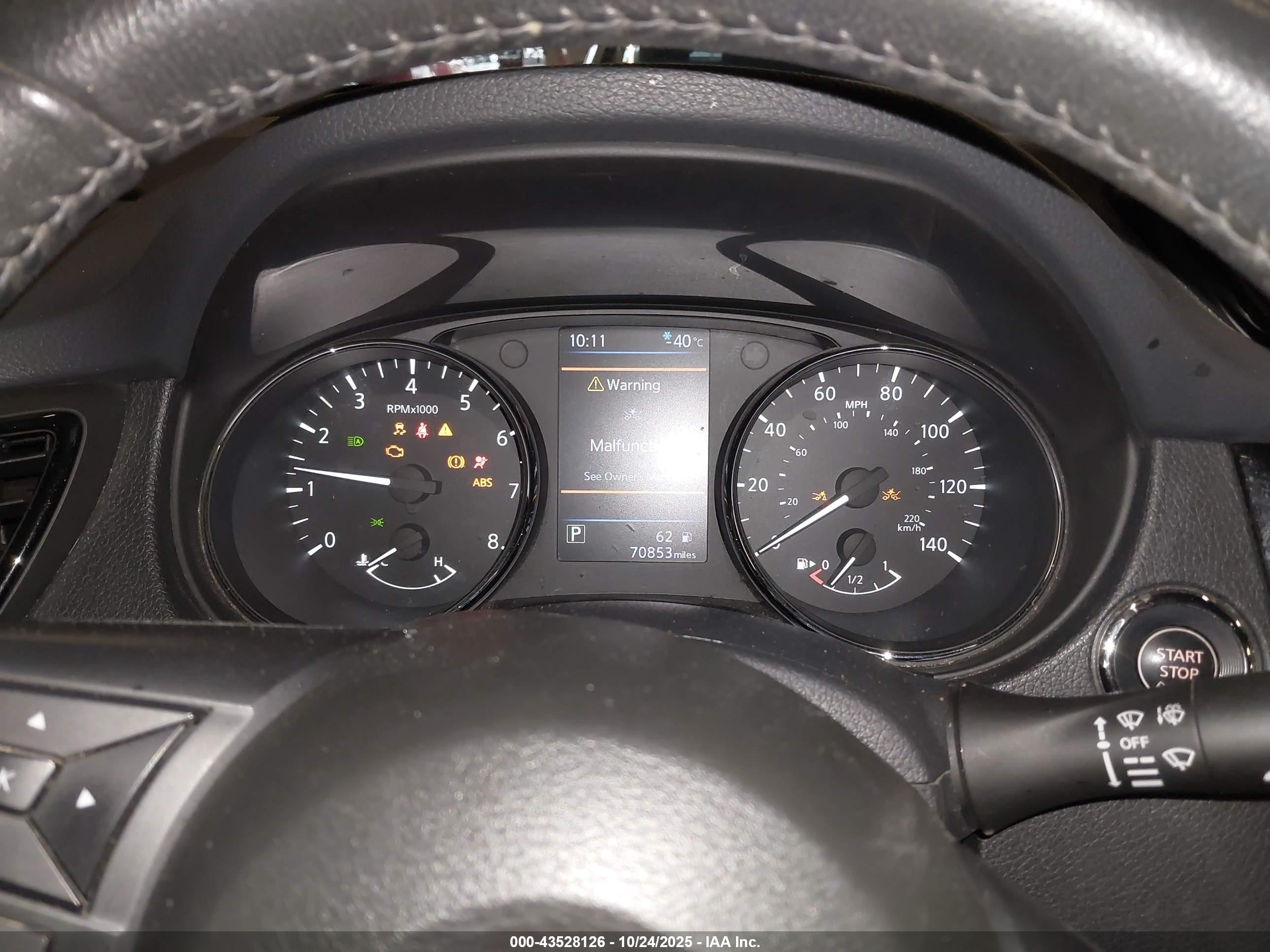 NISSAN ROGUE image 7