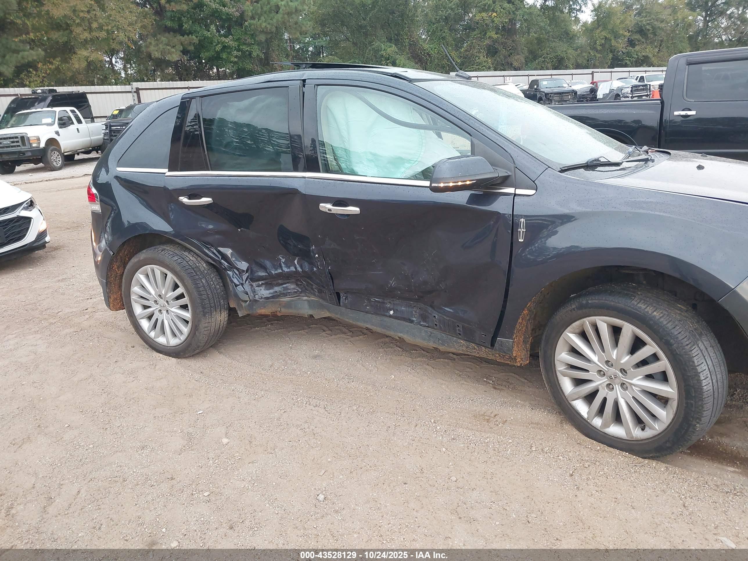 LINCOLN MKX image 6