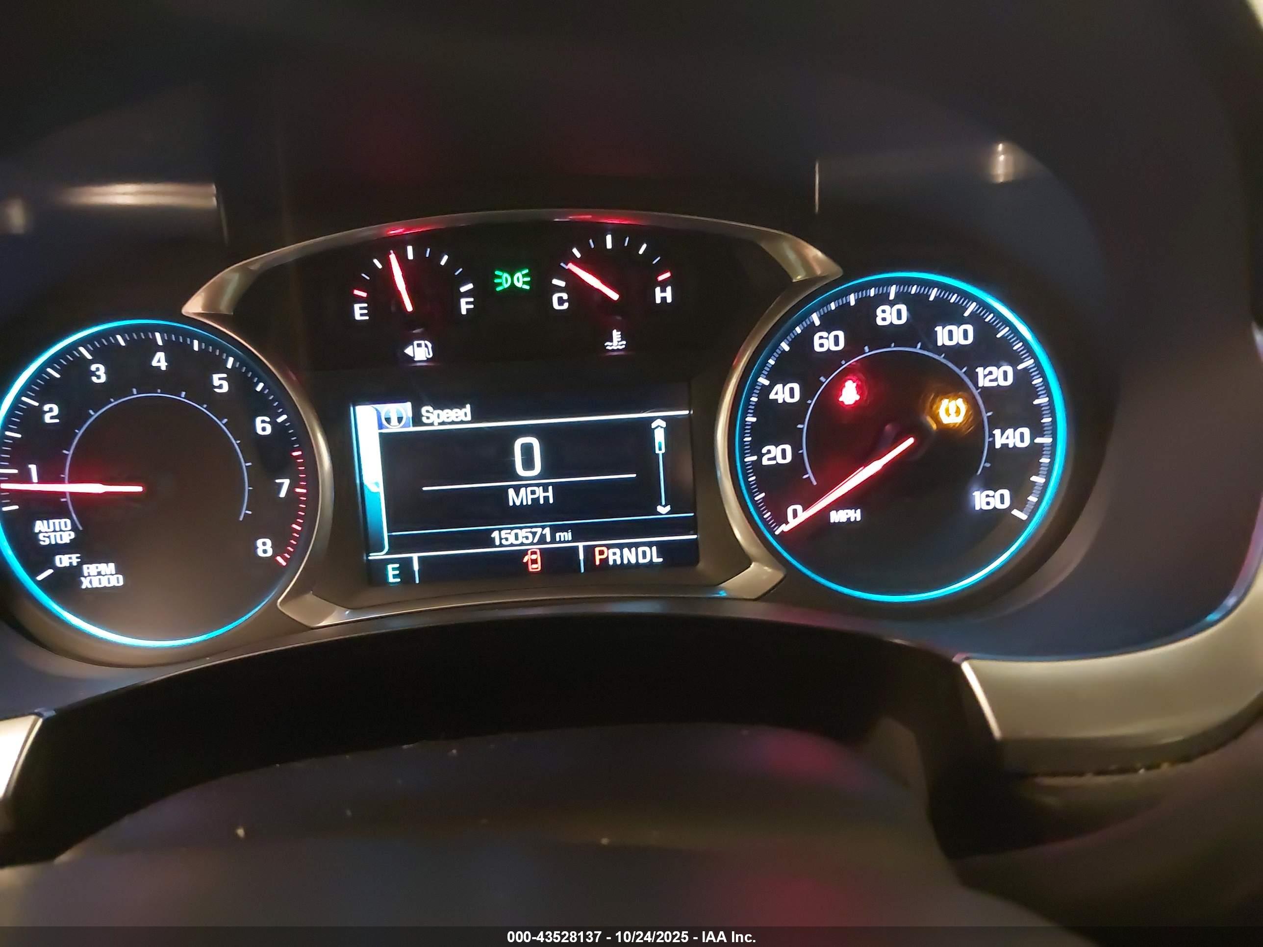 CHEVROLET TRAVERSE image 7