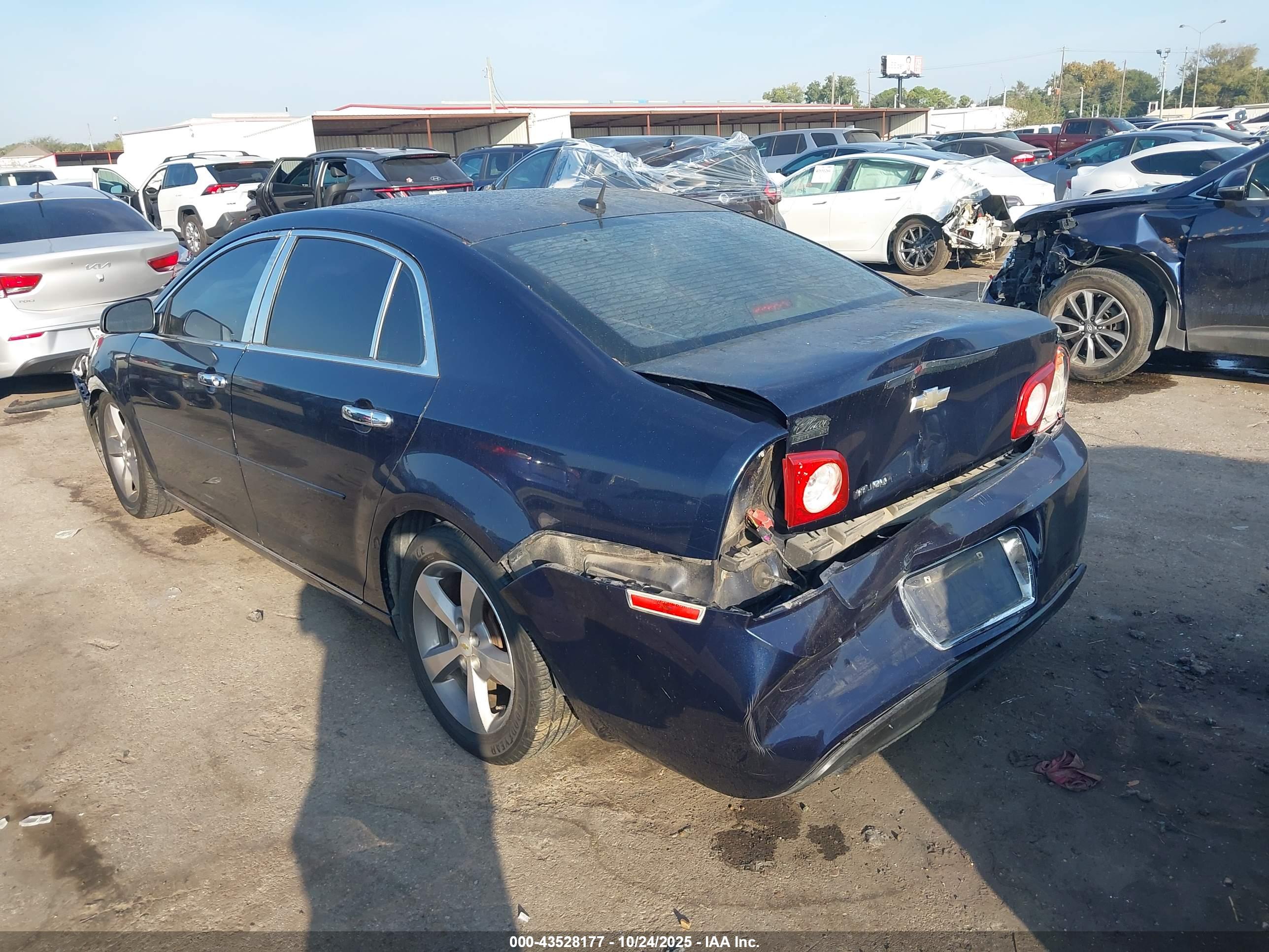 CHEVROLET MALIBU image 3