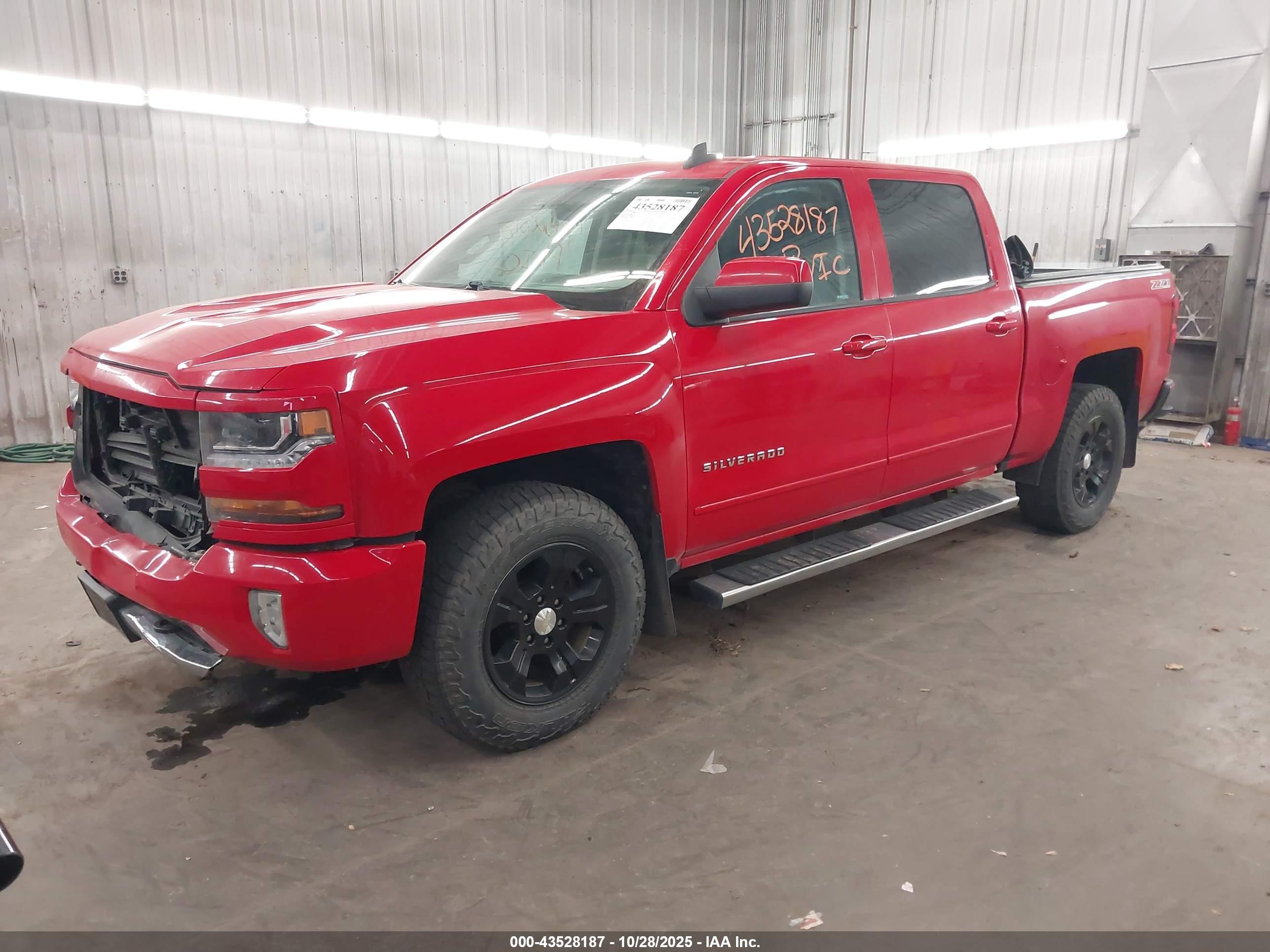 CHEVROLET SILVERADO image 2