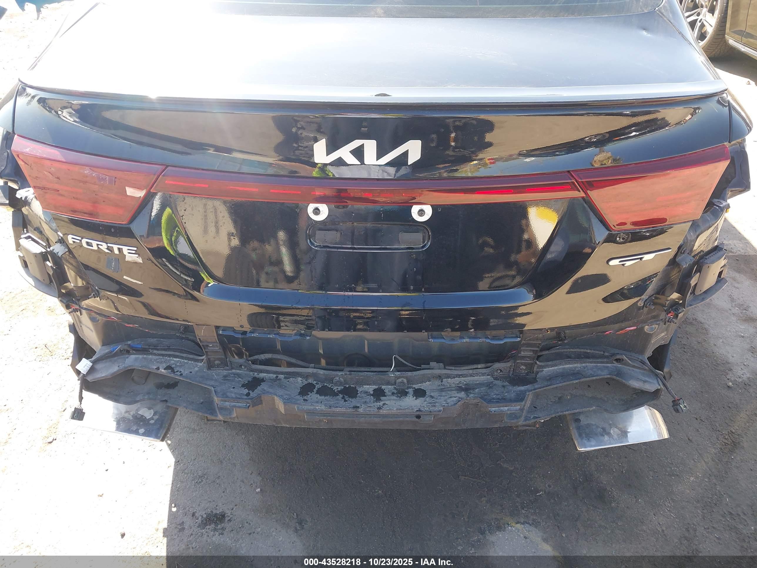KIA FORTE image 6