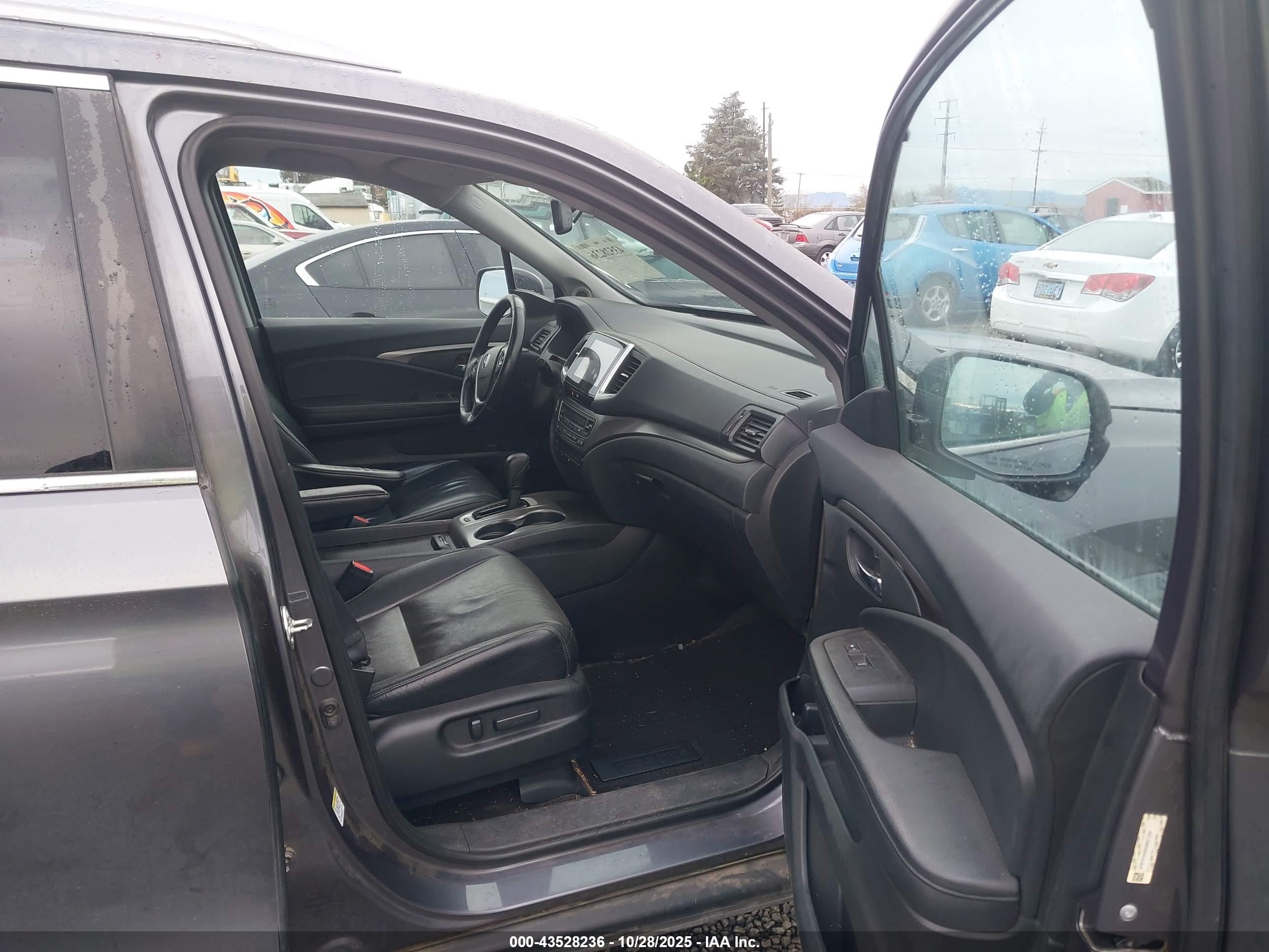 HONDA PILOT image 5