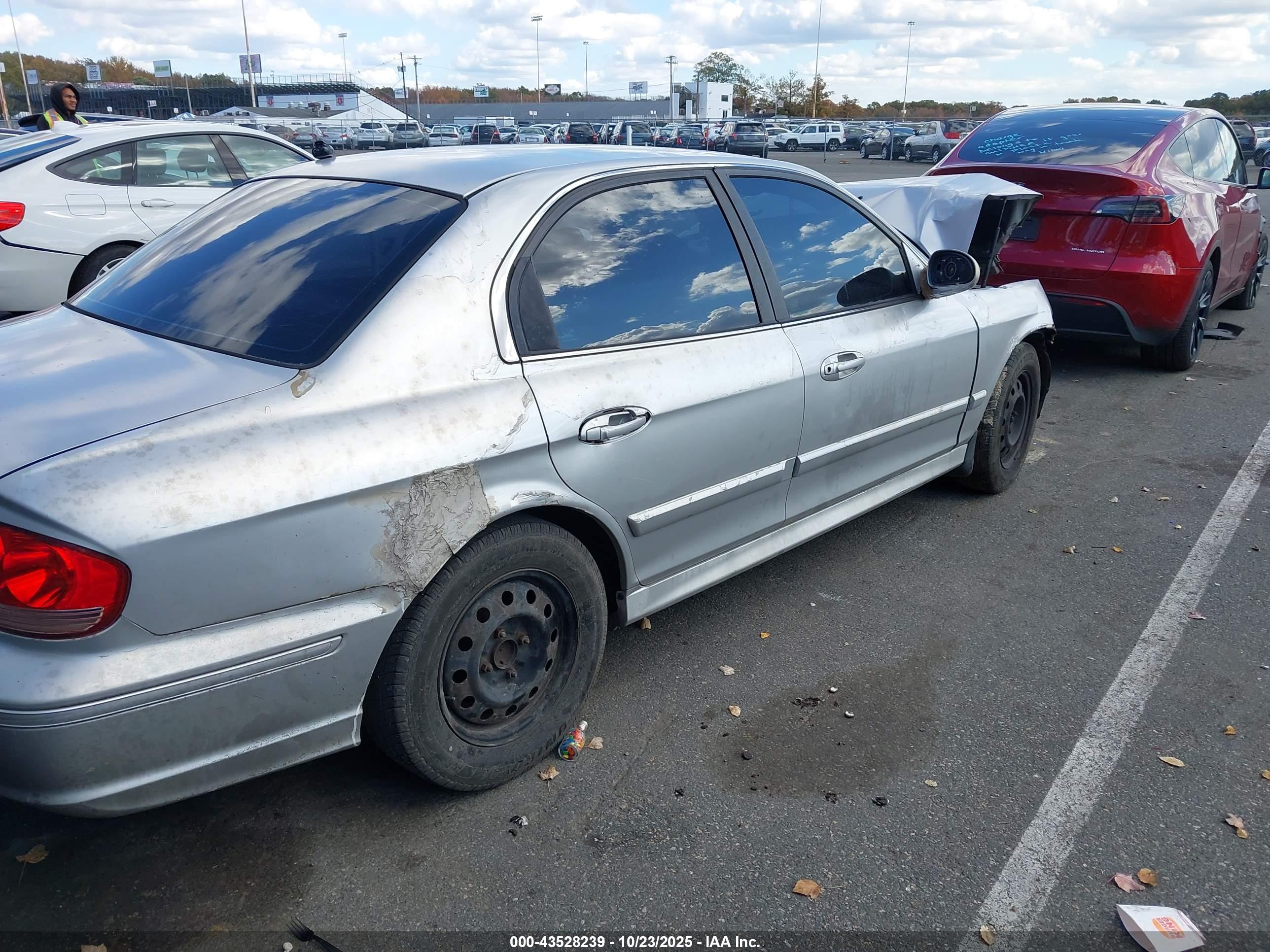 HYUNDAI SONATA image 4