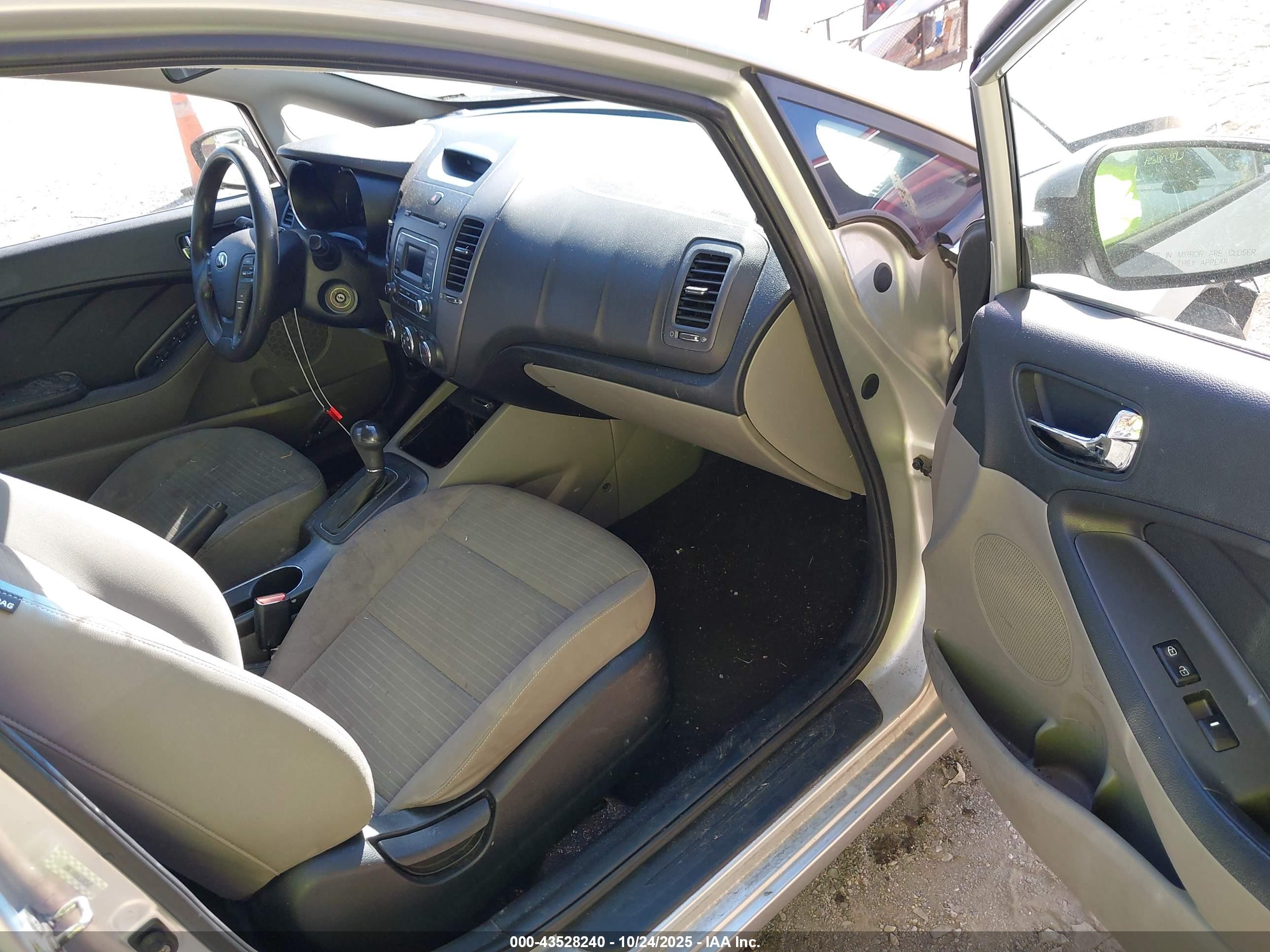 KIA FORTE image 5