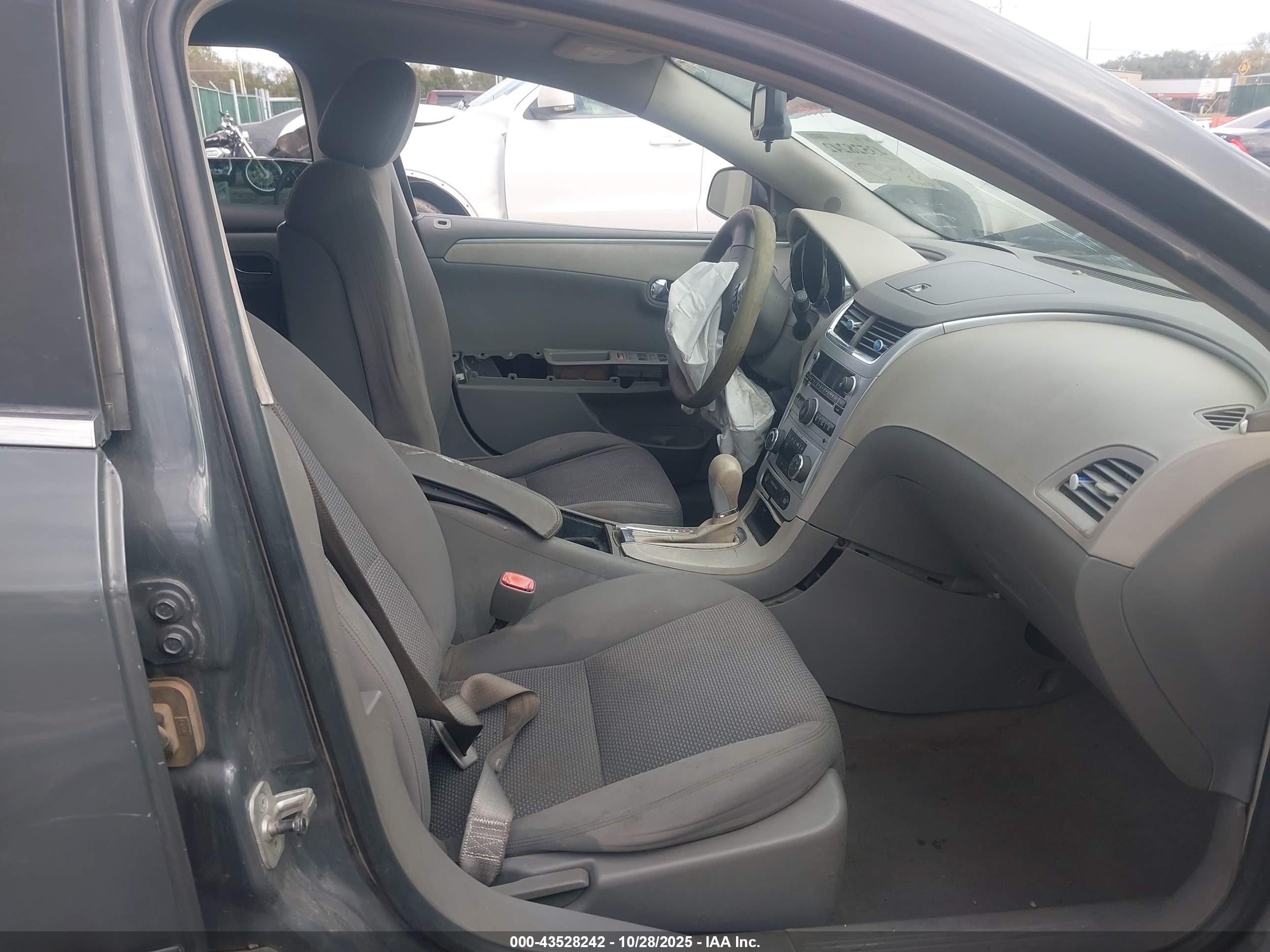CHEVROLET MALIBU image 5