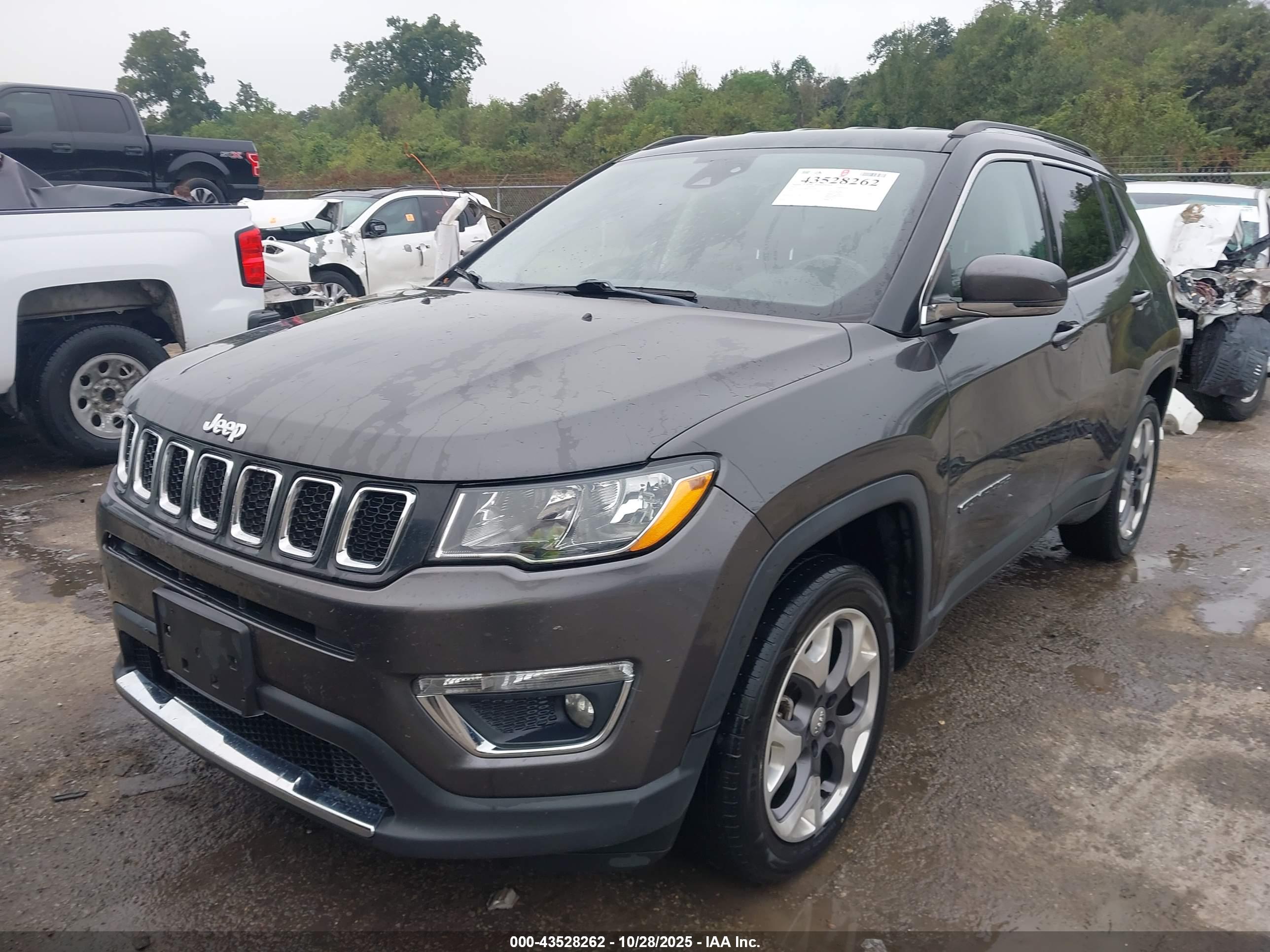 JEEP COMPASS image 2