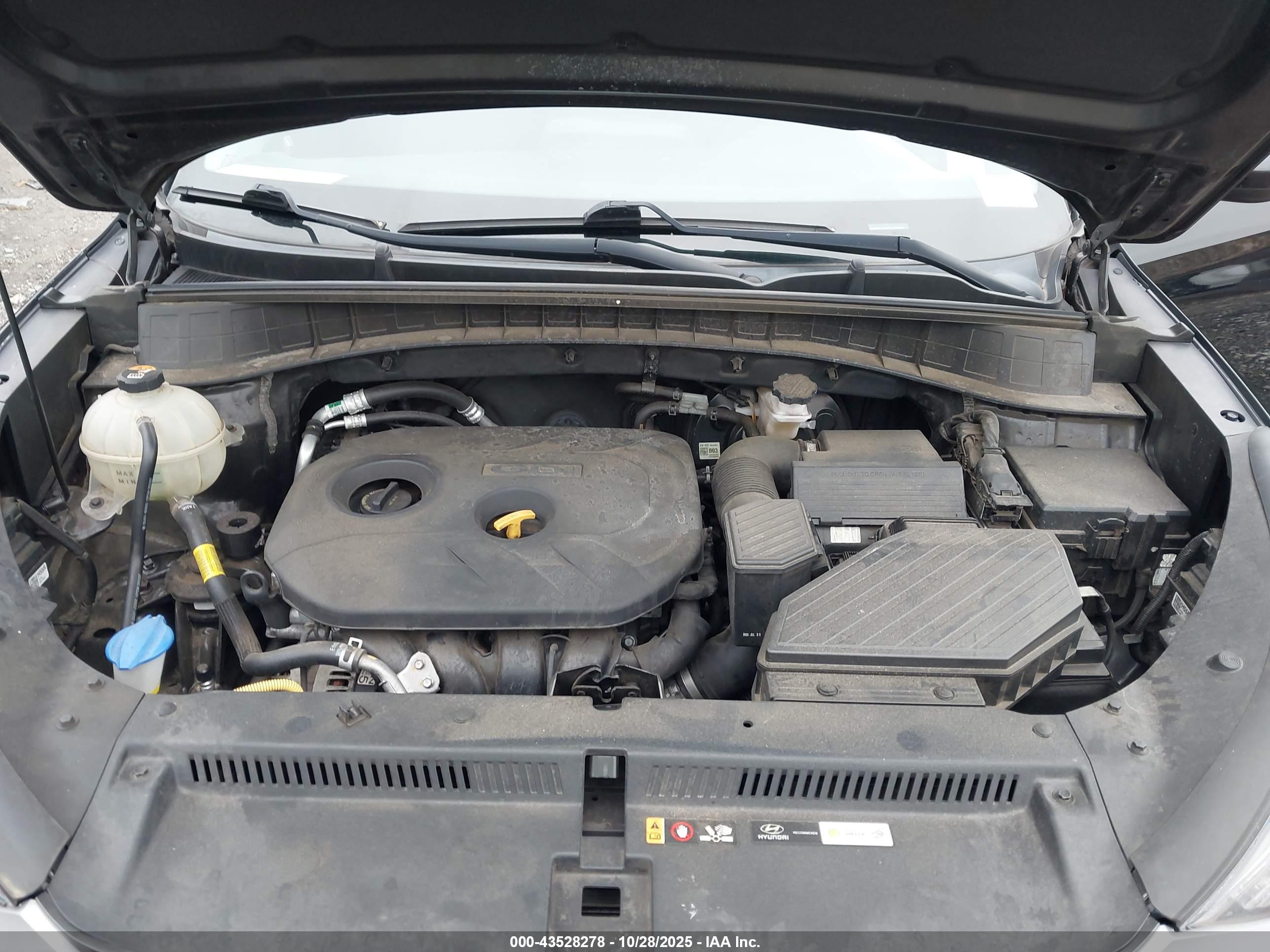HYUNDAI TUCSON image 10