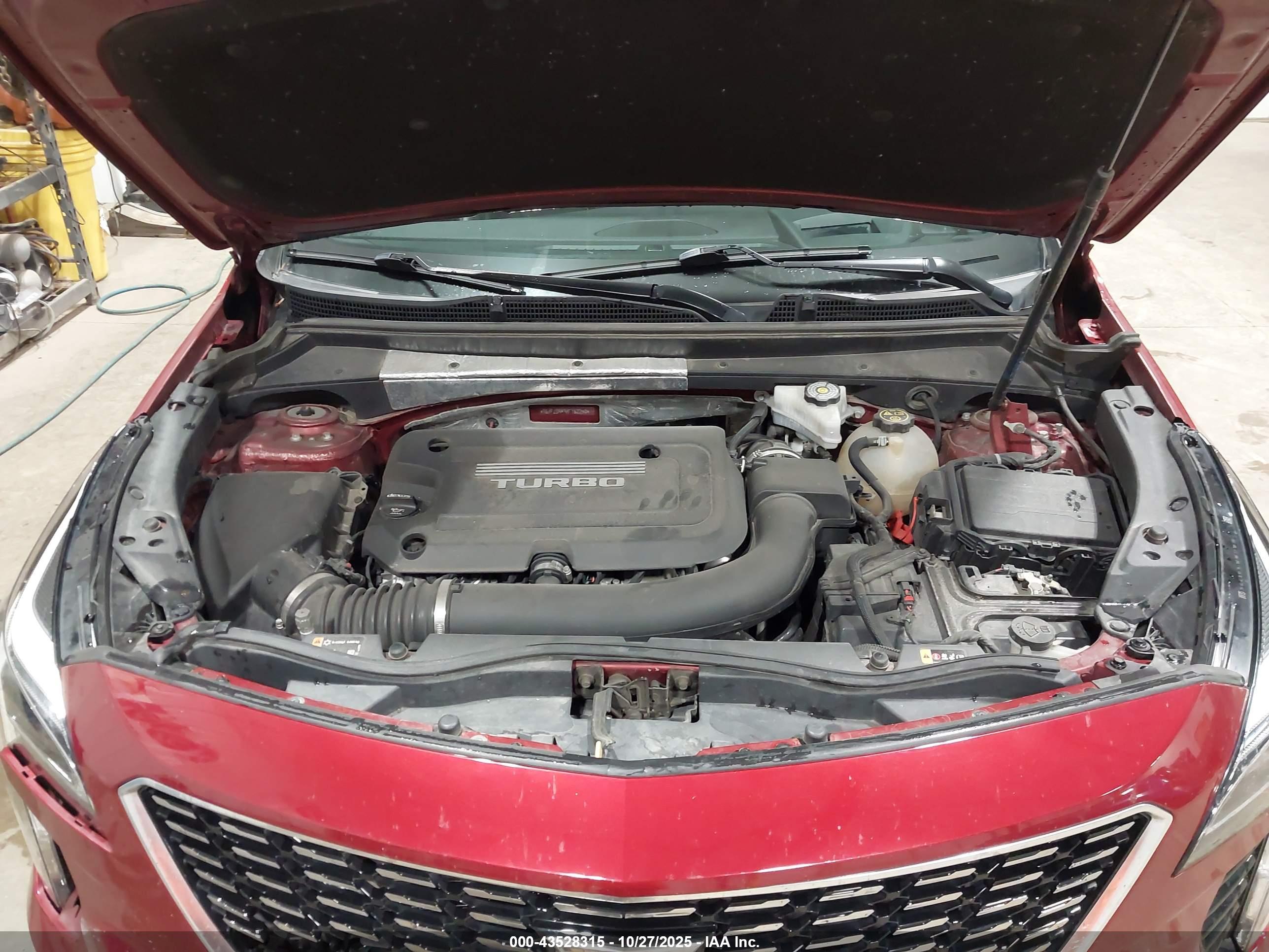 CADILLAC XT4 image 10