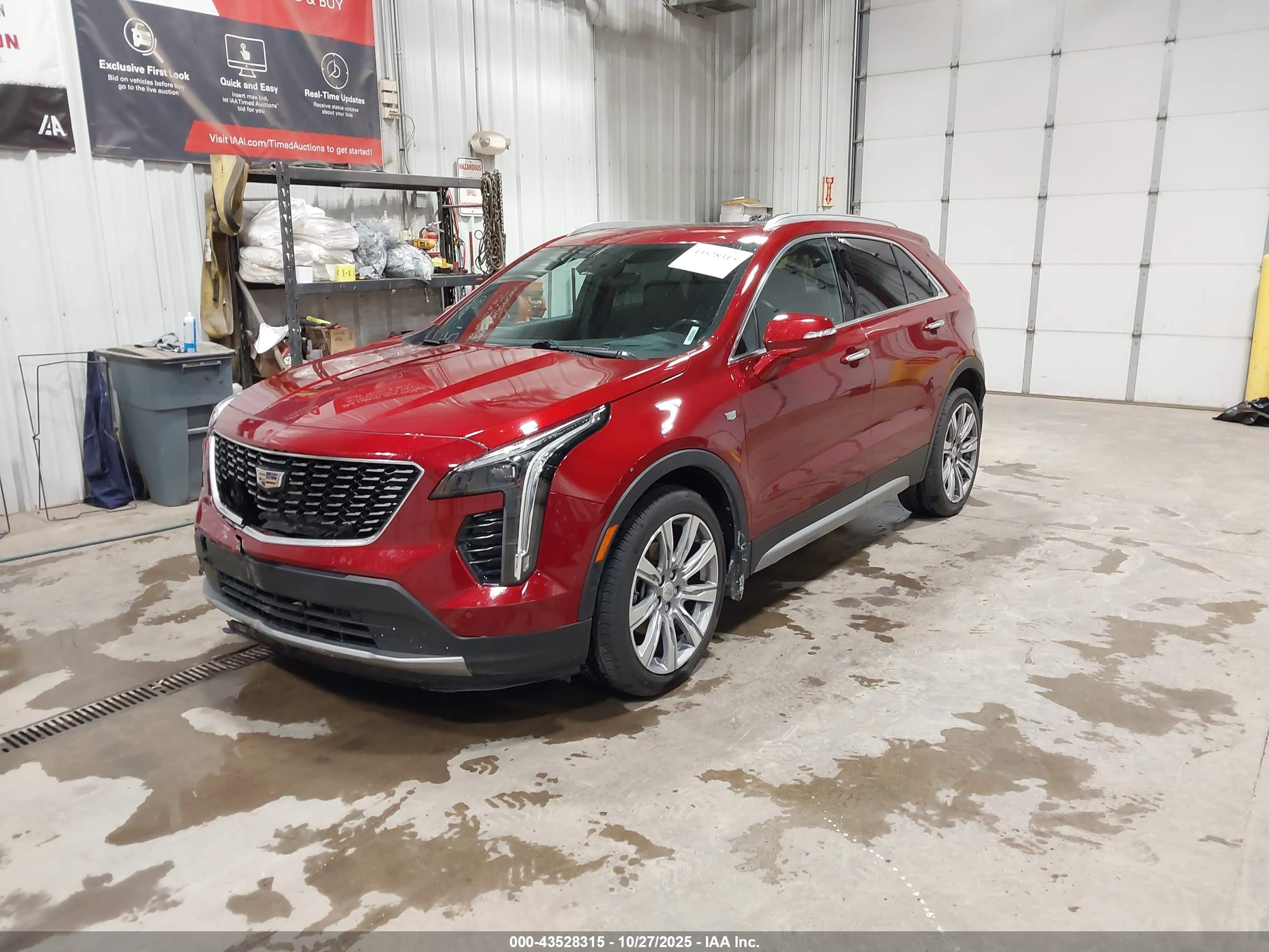 CADILLAC XT4 image 2