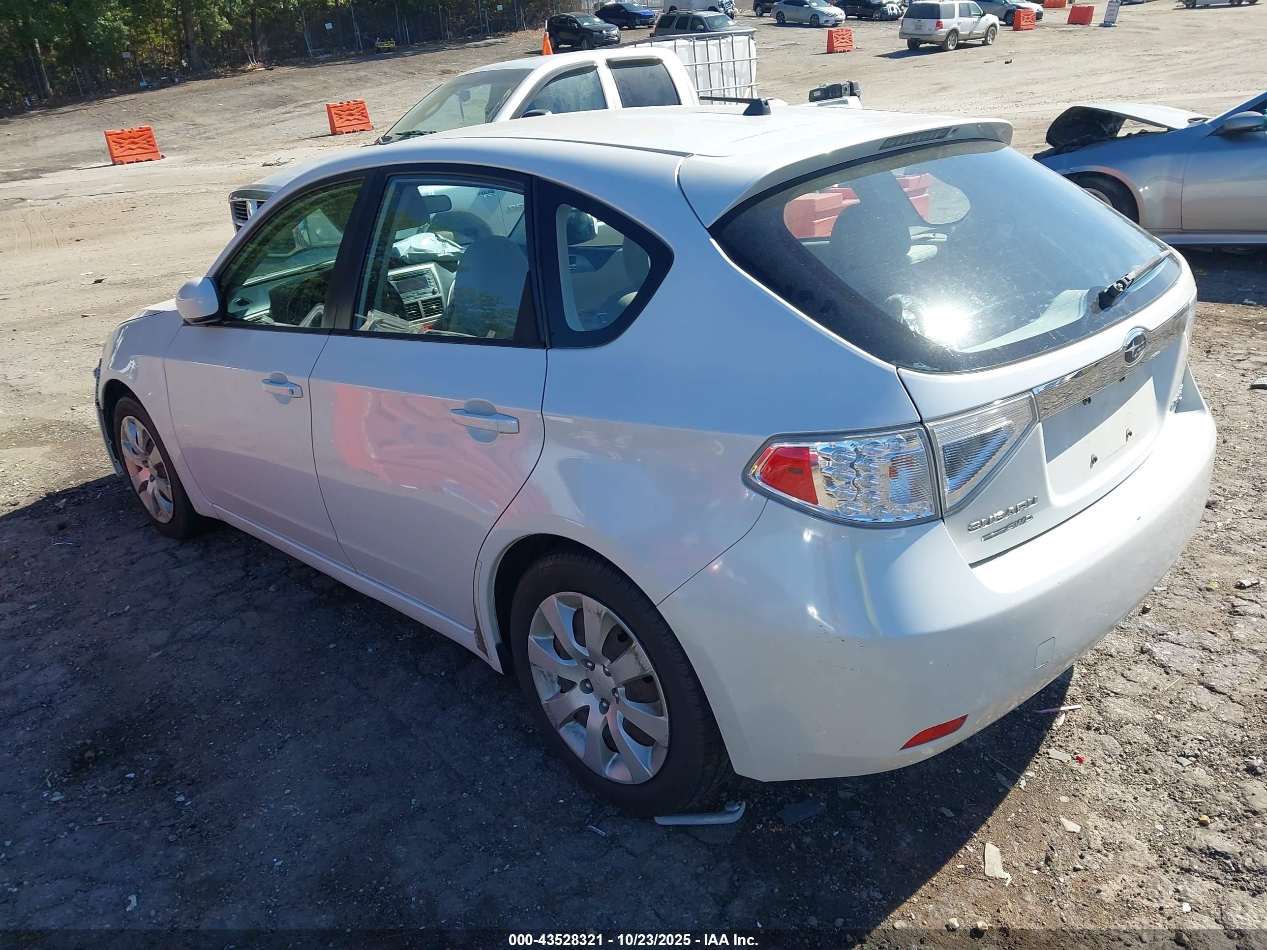 SUBARU IMPREZA image 3