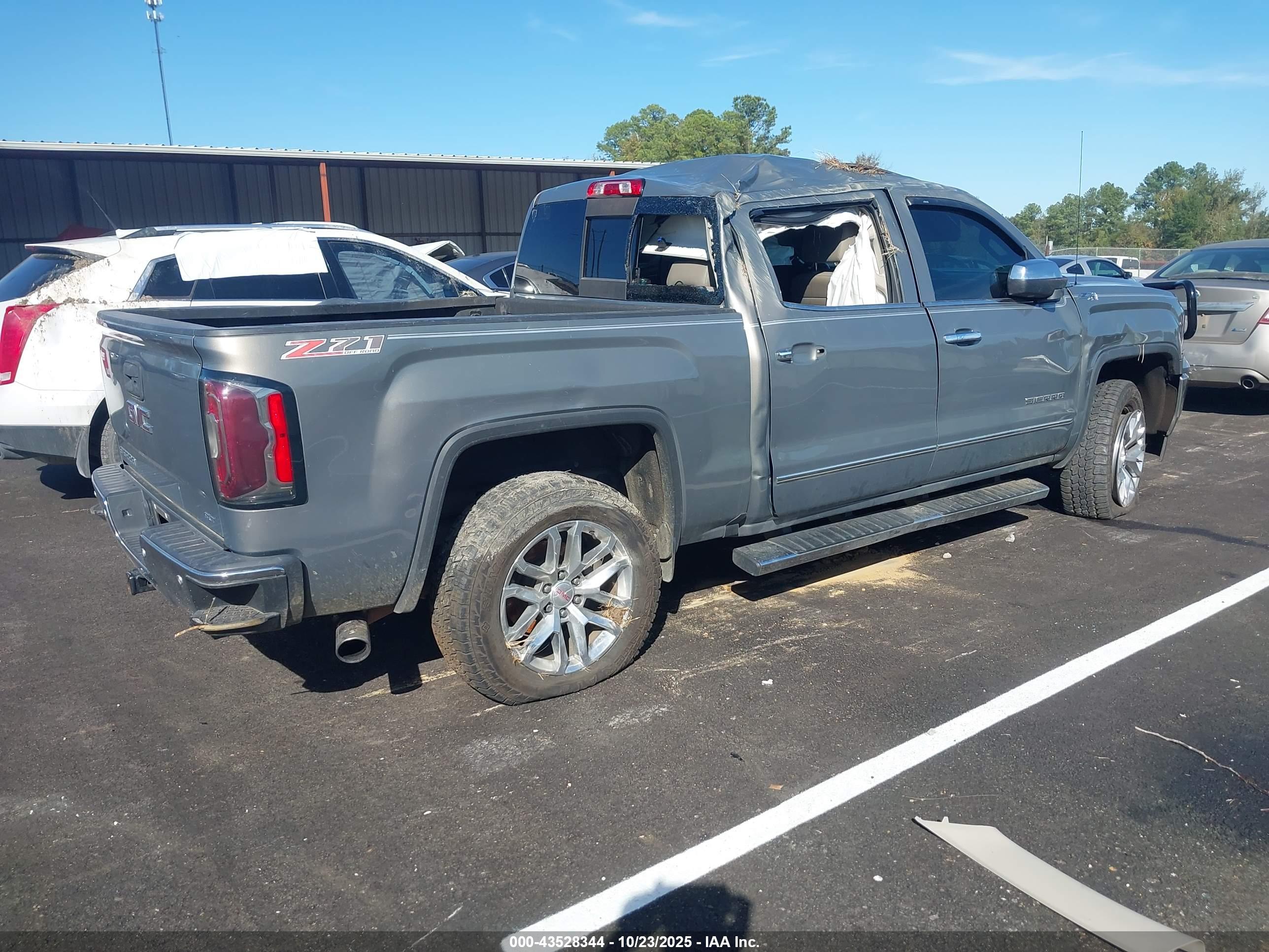 GMC SIERRA image 4