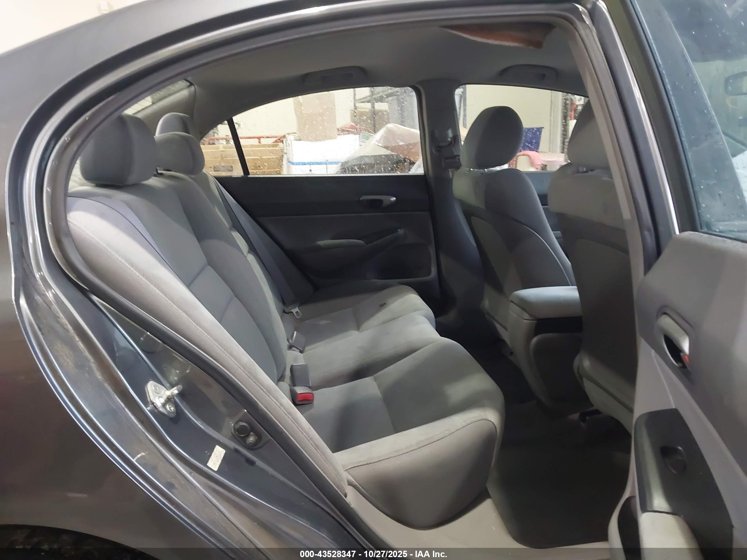 HONDA CIVIC image 8