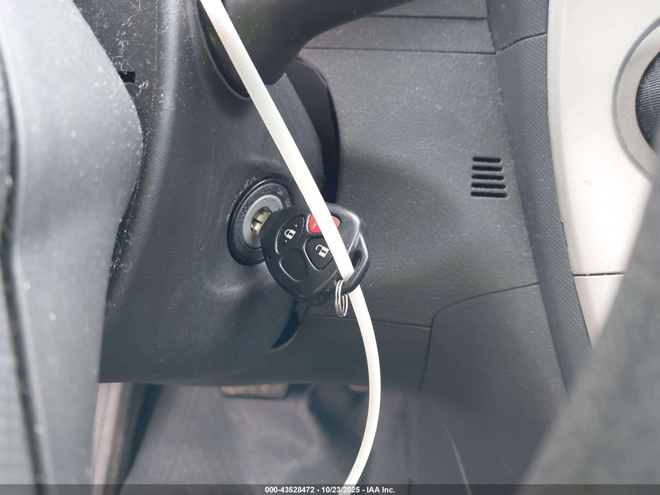 TOYOTA MATRIX image 11
