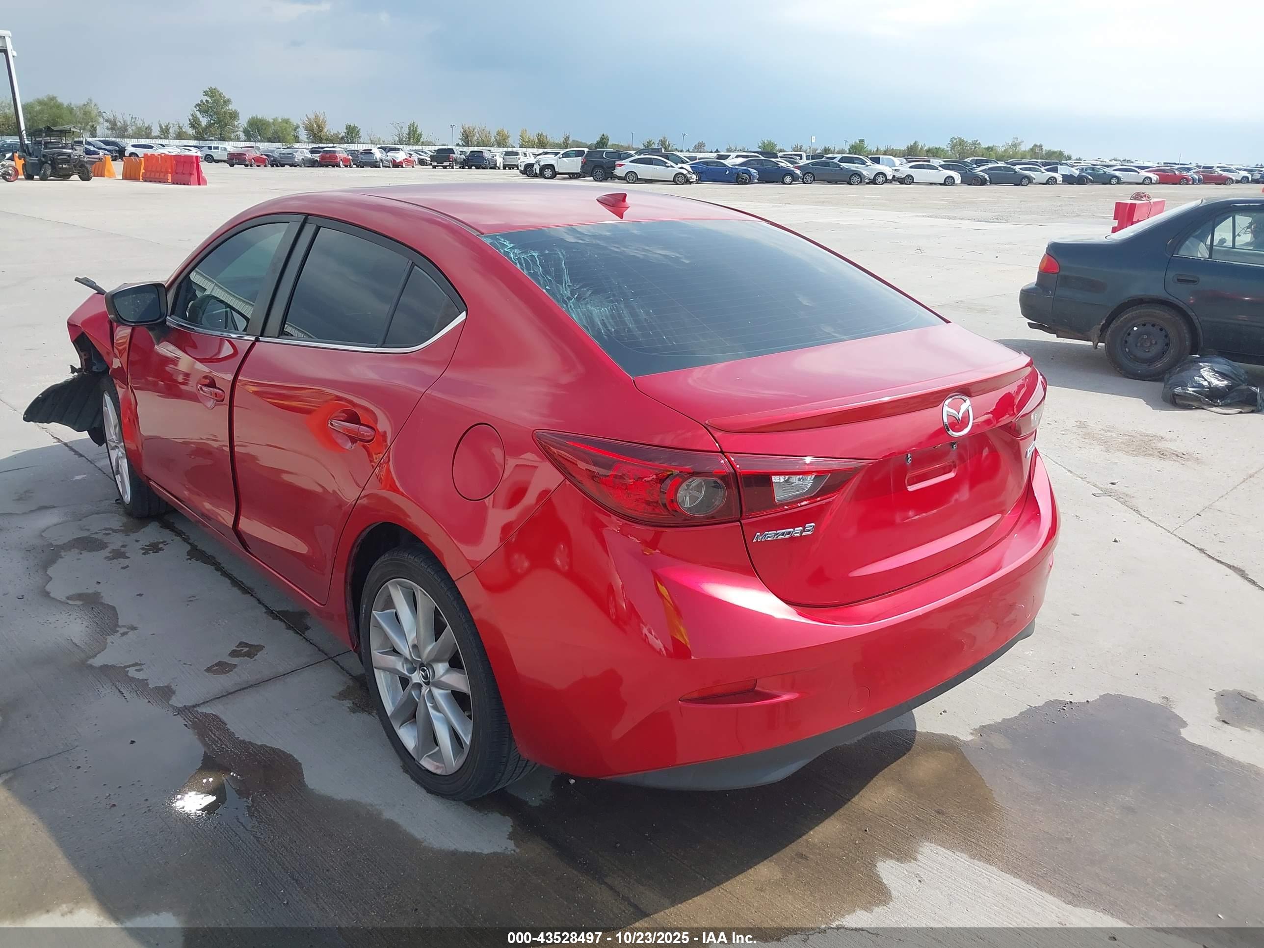 MAZDA MAZDA3 image 3