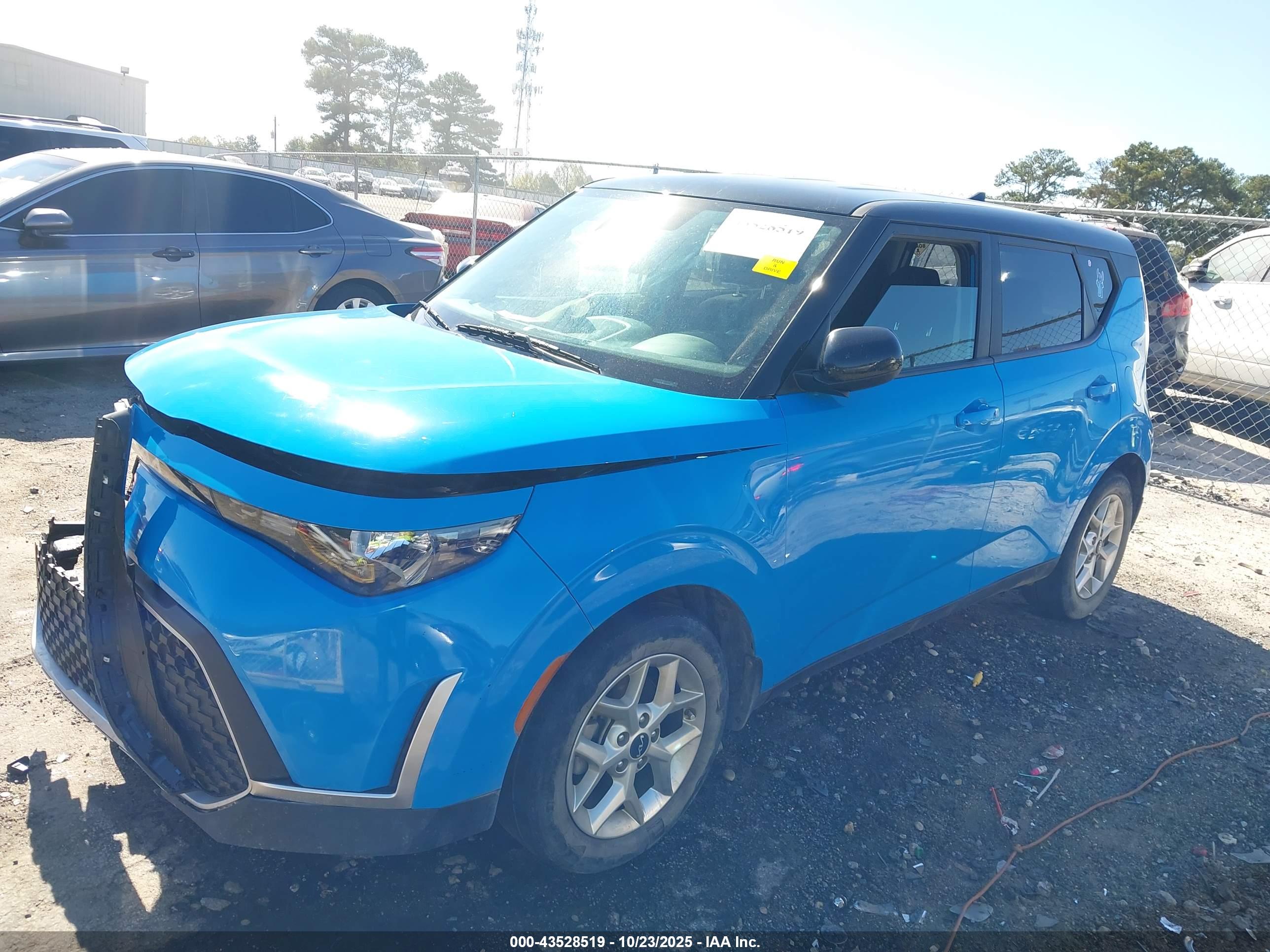 KIA SOUL image 2