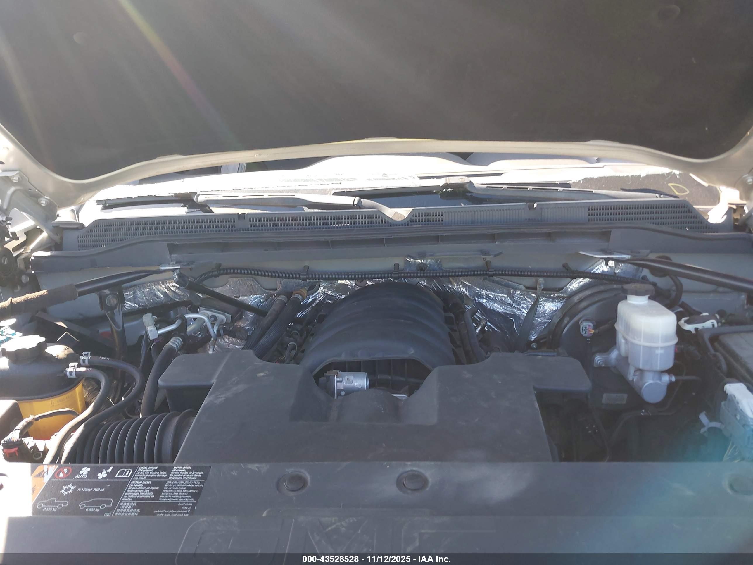 GMC SIERRA image 10