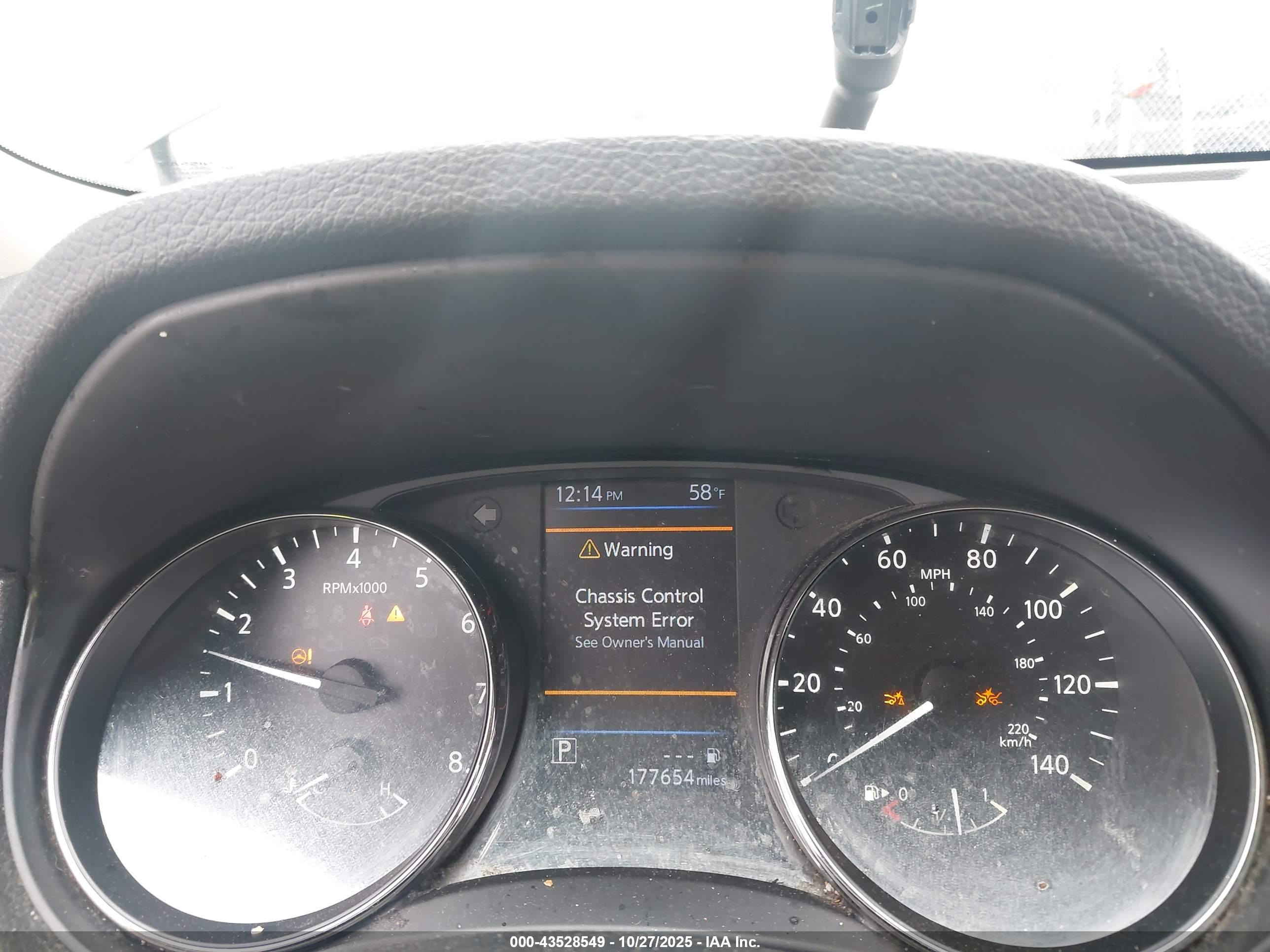 NISSAN ROGUE image 7