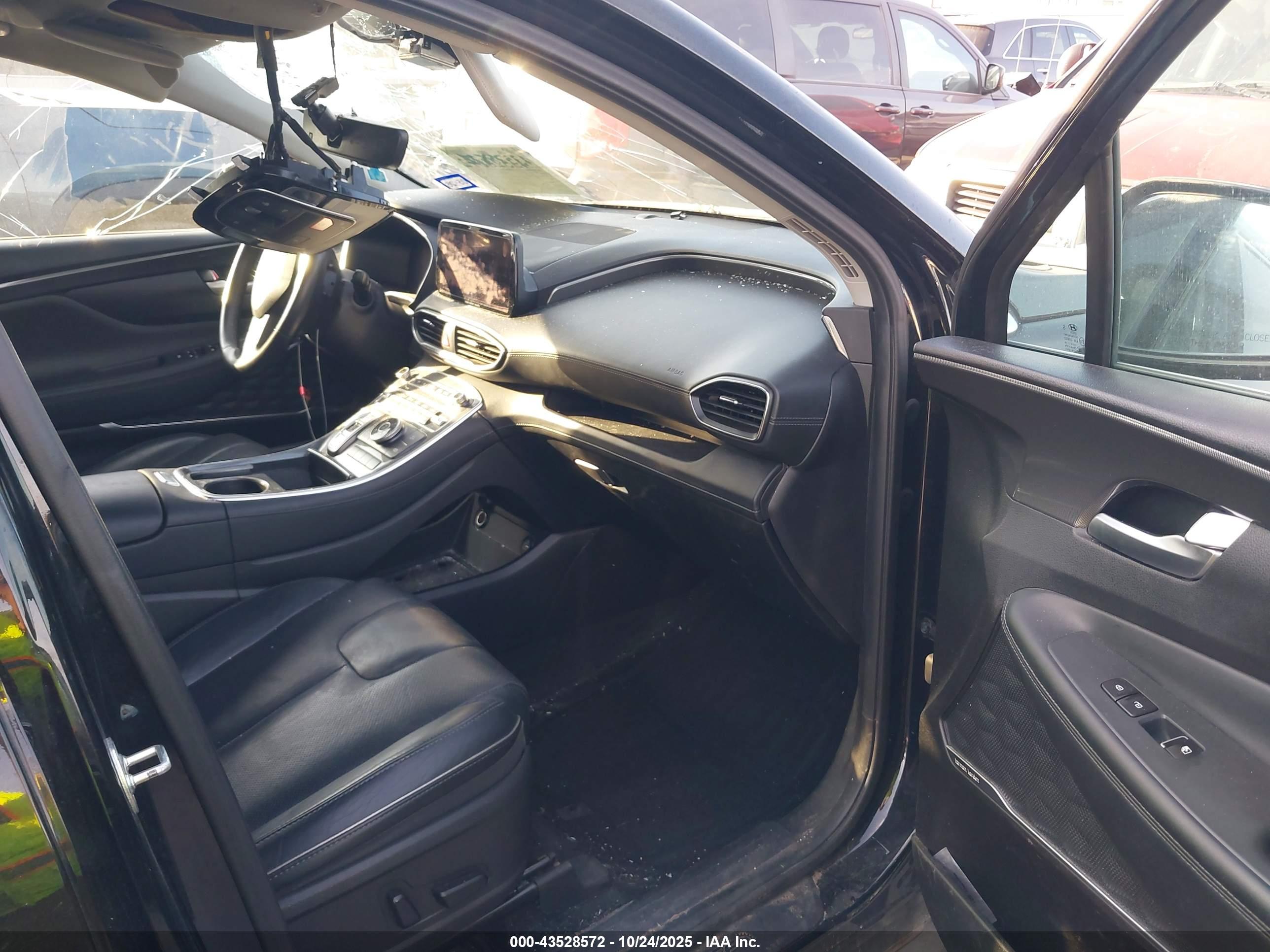 HYUNDAI SANTA image 5