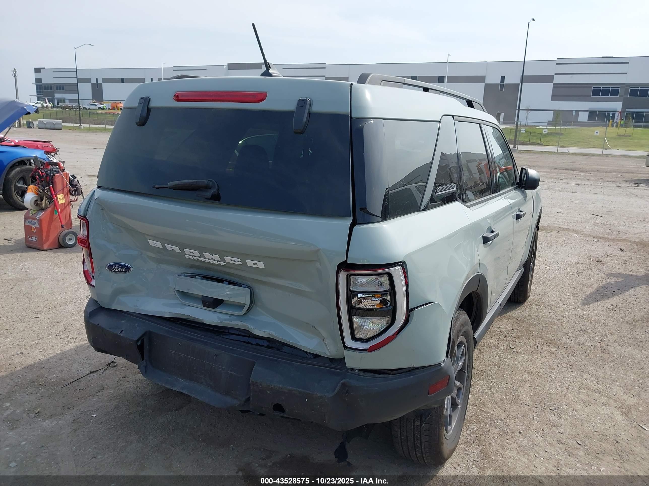 FORD BRONCO image 4