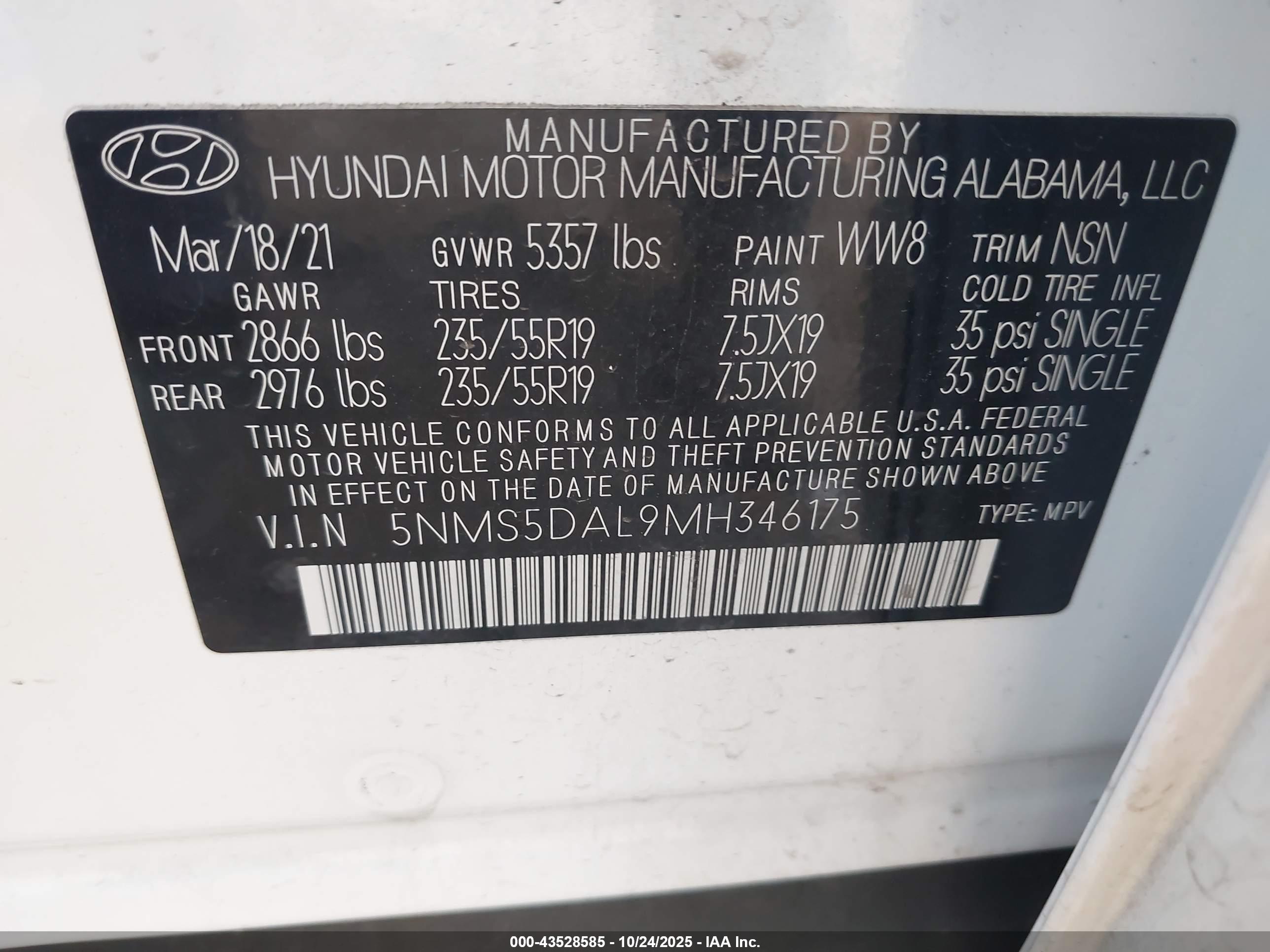 HYUNDAI SANTA image 9