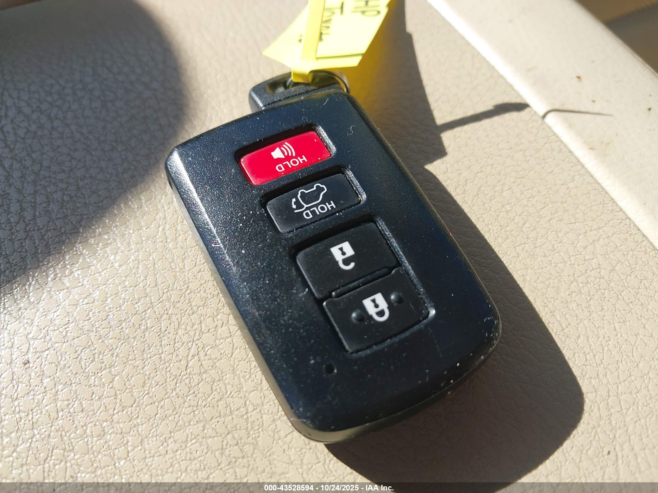 TOYOTA HIGHLANDER image 11