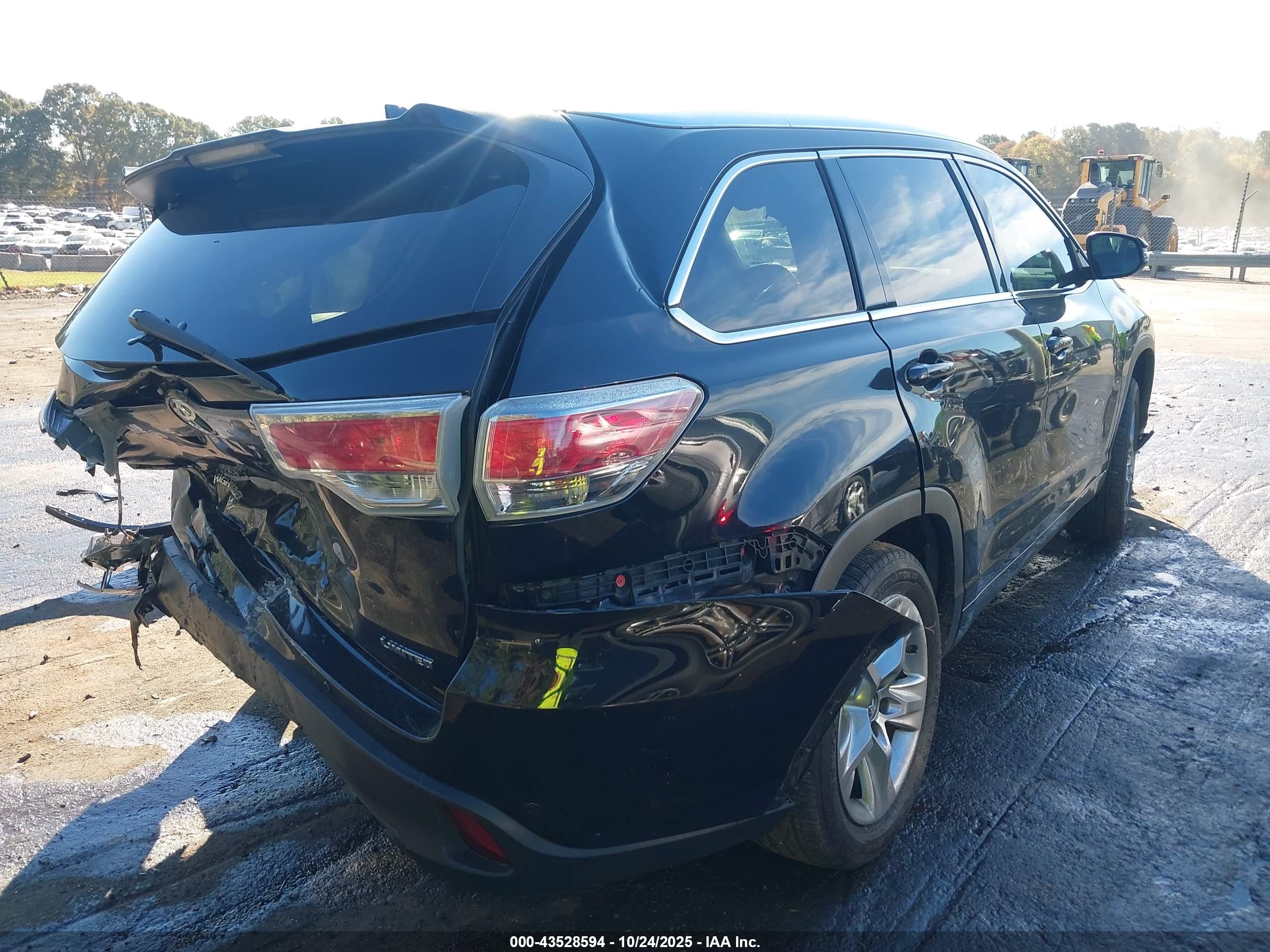 TOYOTA HIGHLANDER image 4