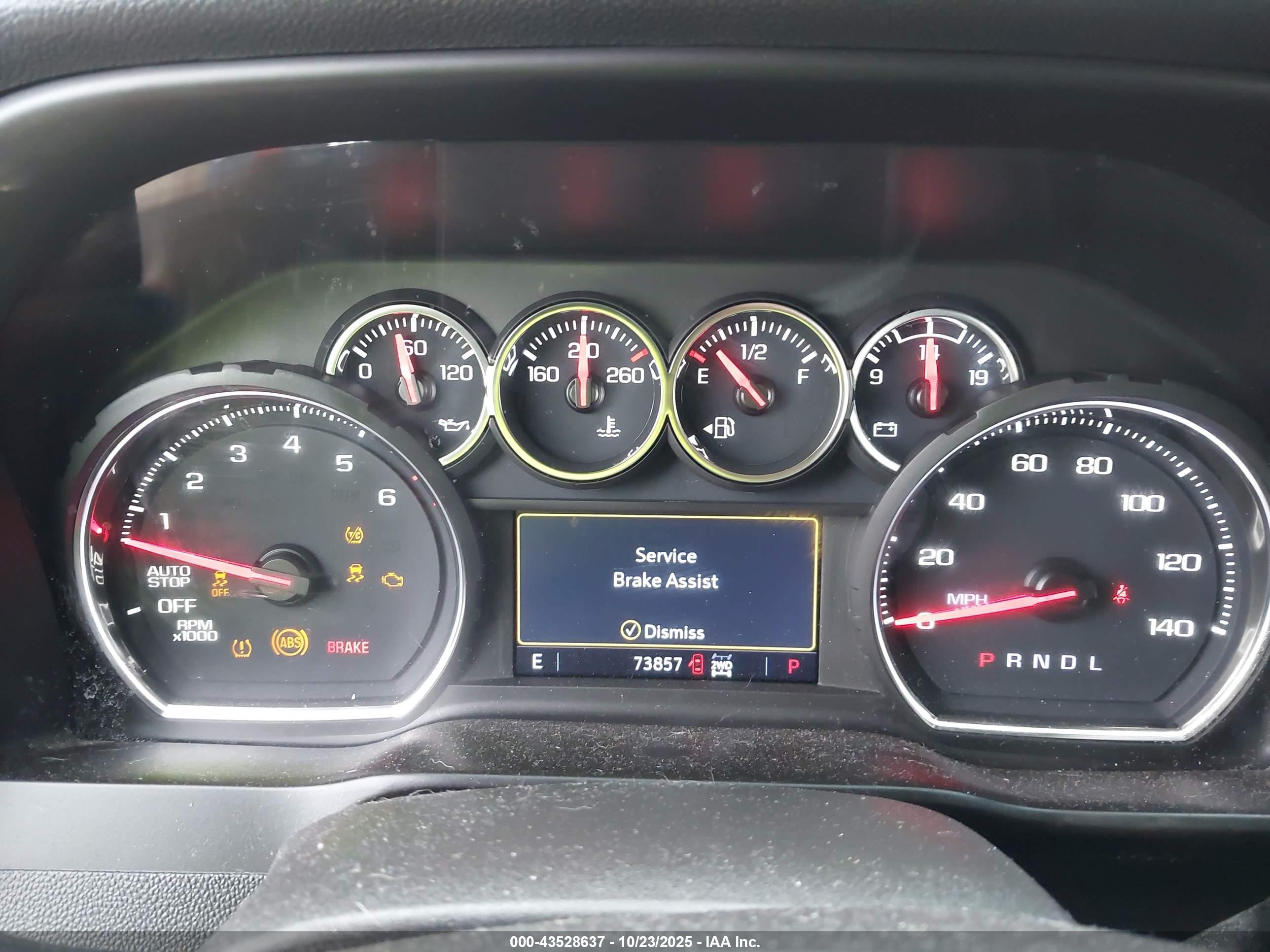 CHEVROLET SILVERADO image 7