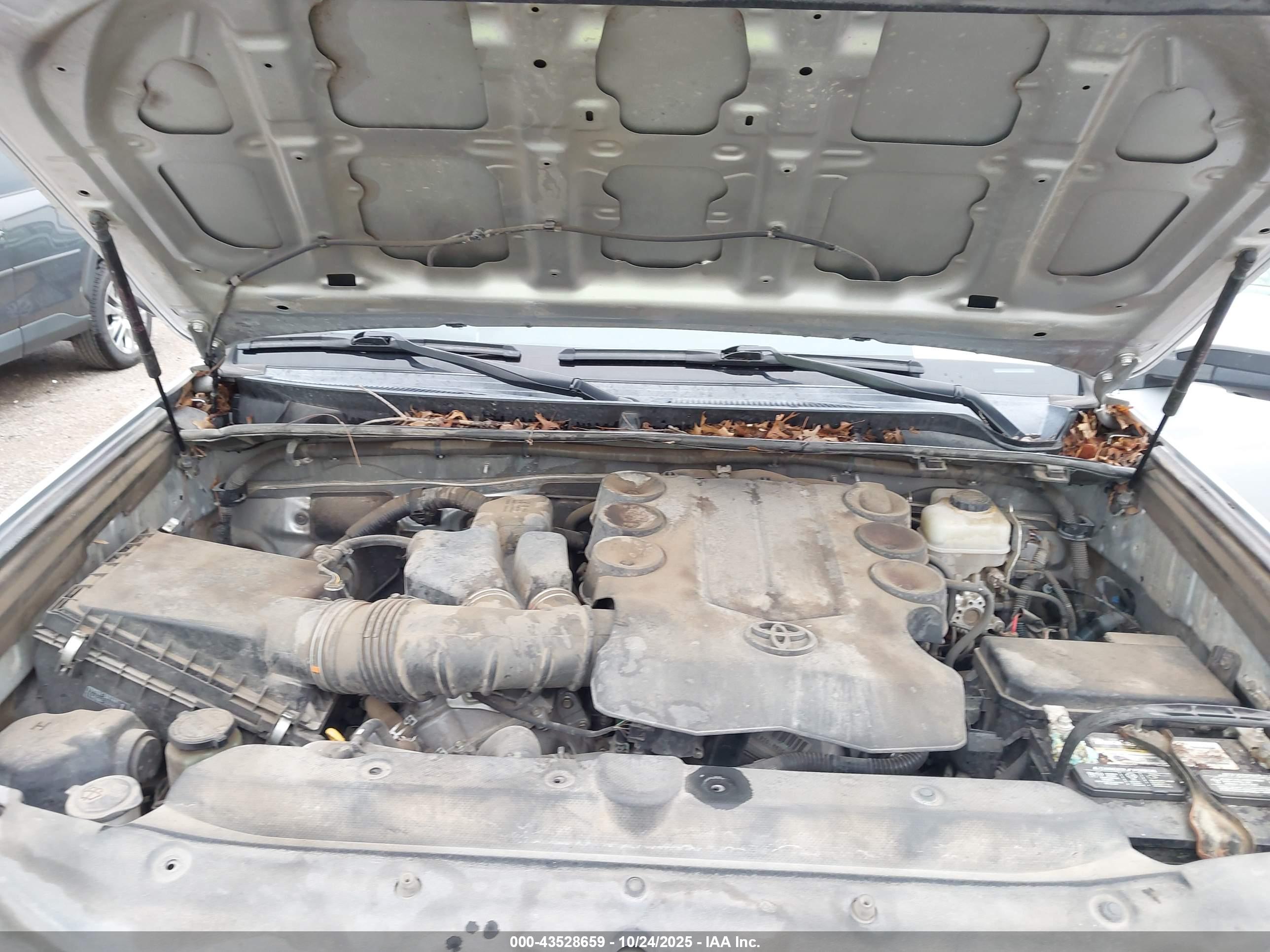 TOYOTA 4RUNNER image 10