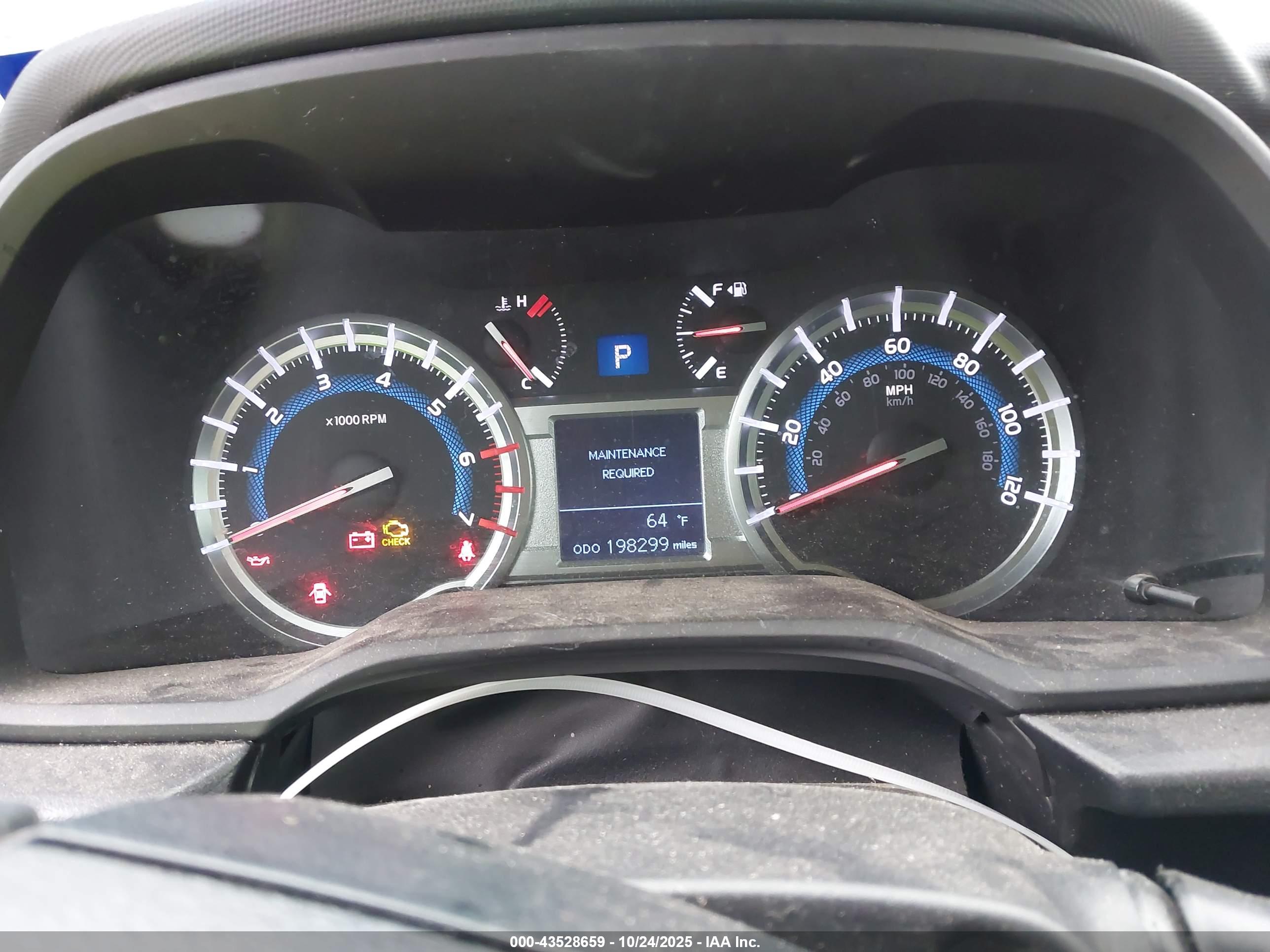 TOYOTA 4RUNNER image 7