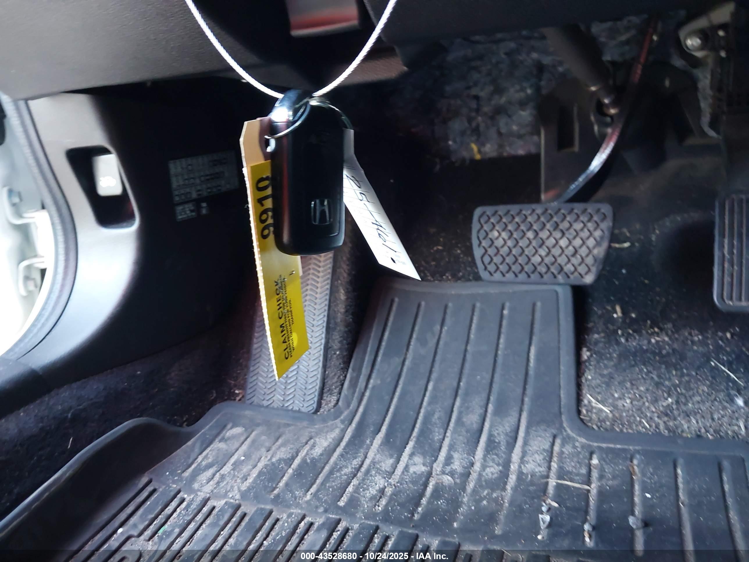 HONDA CIVIC image 11