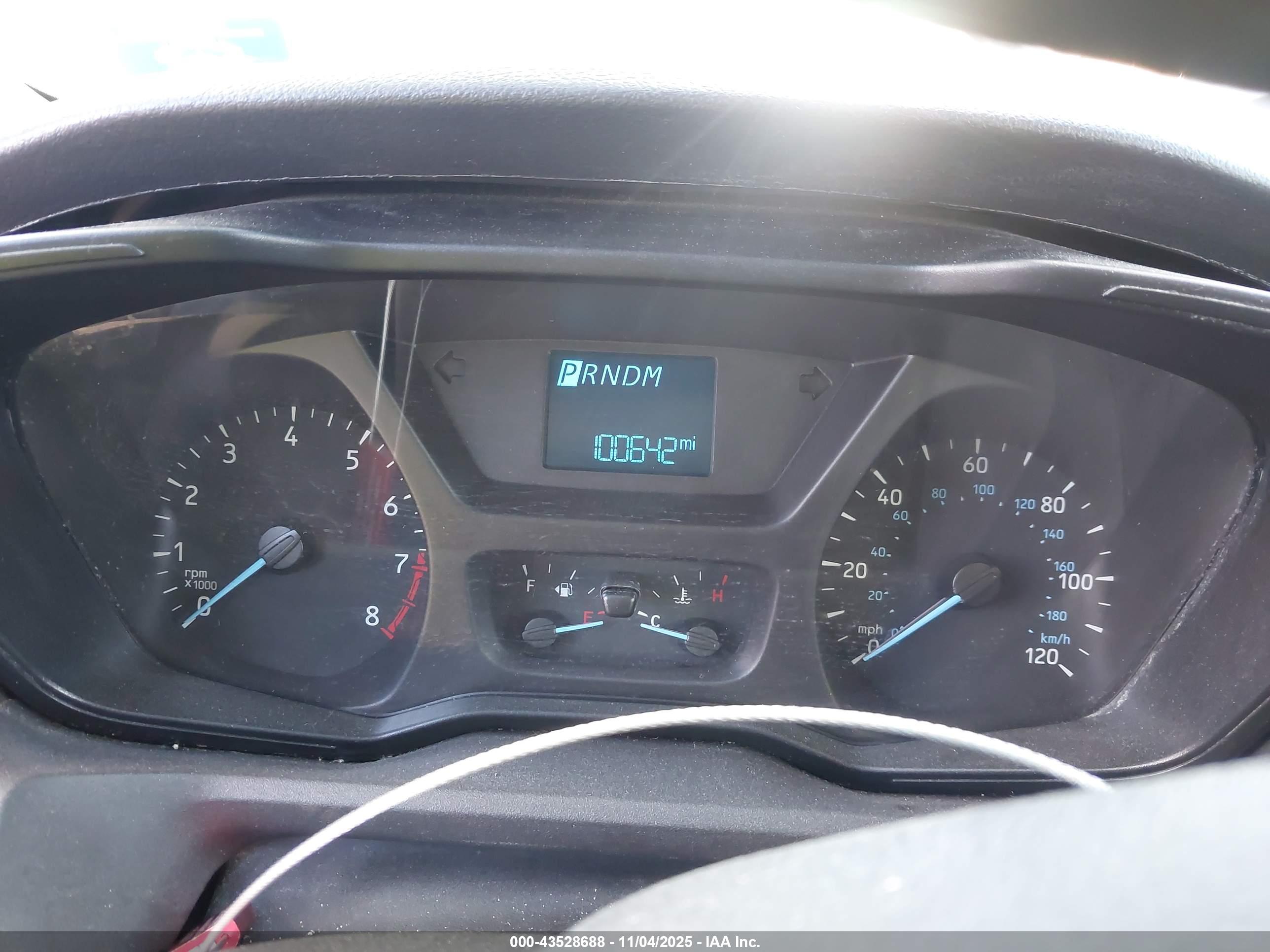 FORD TRANSIT-250 image 7