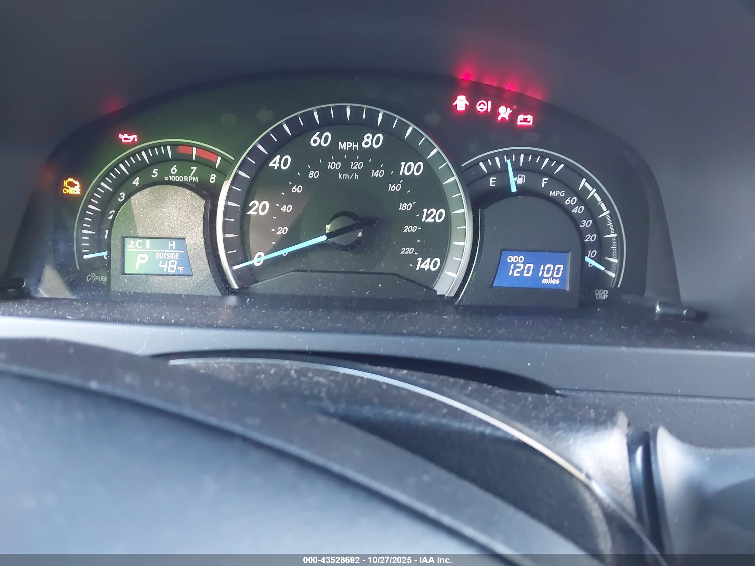 TOYOTA CAMRY image 7
