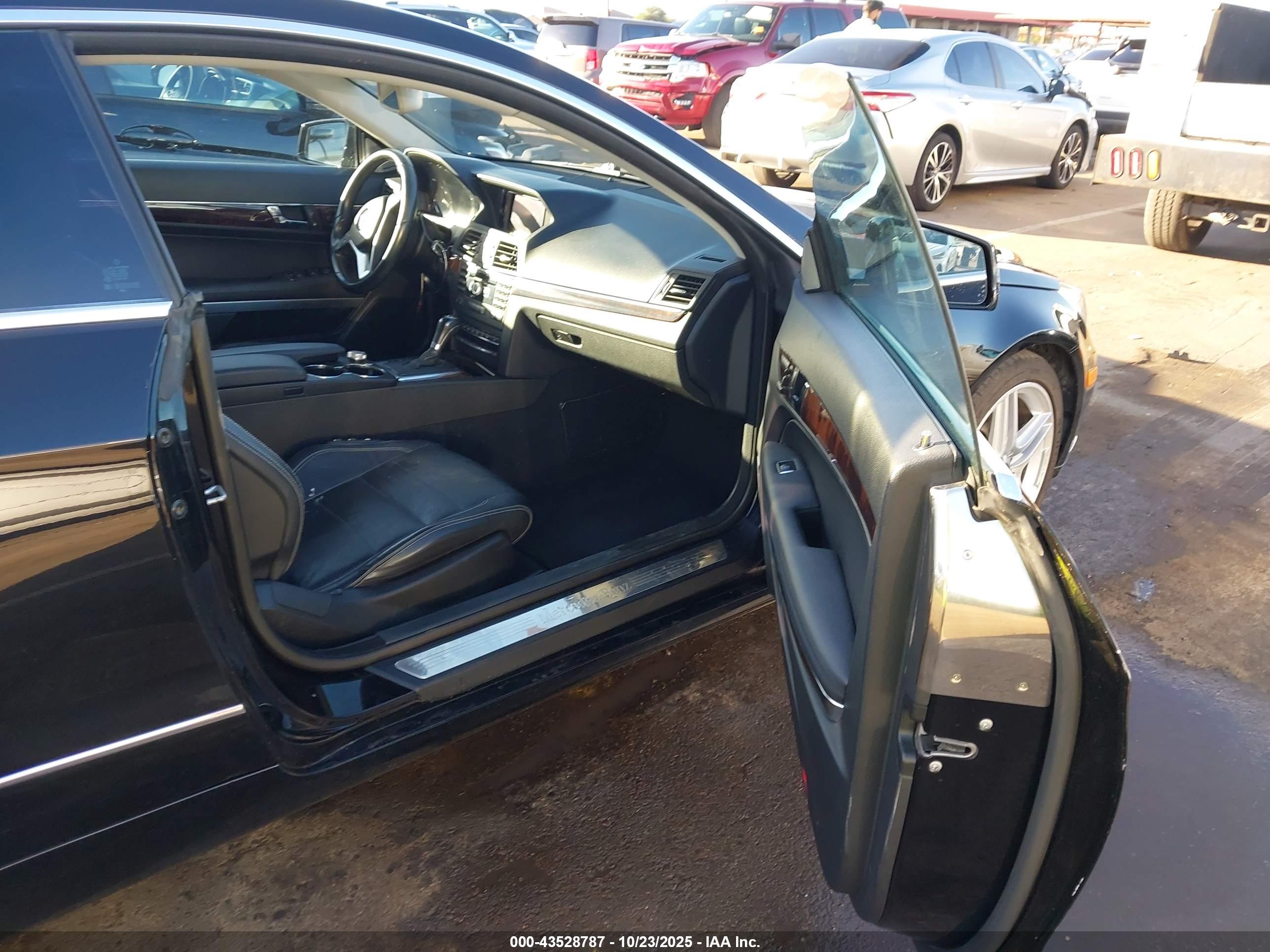 MERCEDES-BENZ E image 5