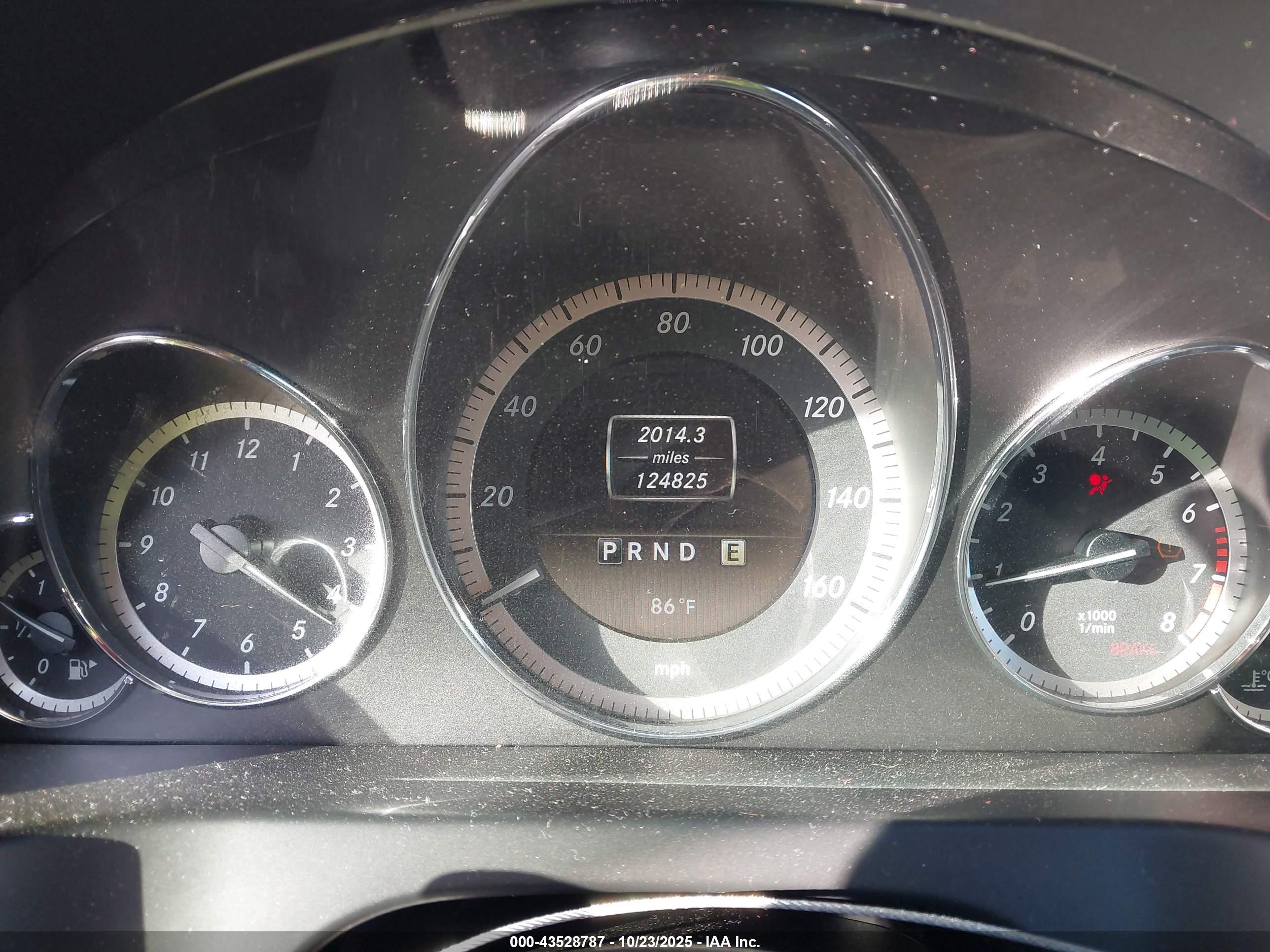 MERCEDES-BENZ E image 7