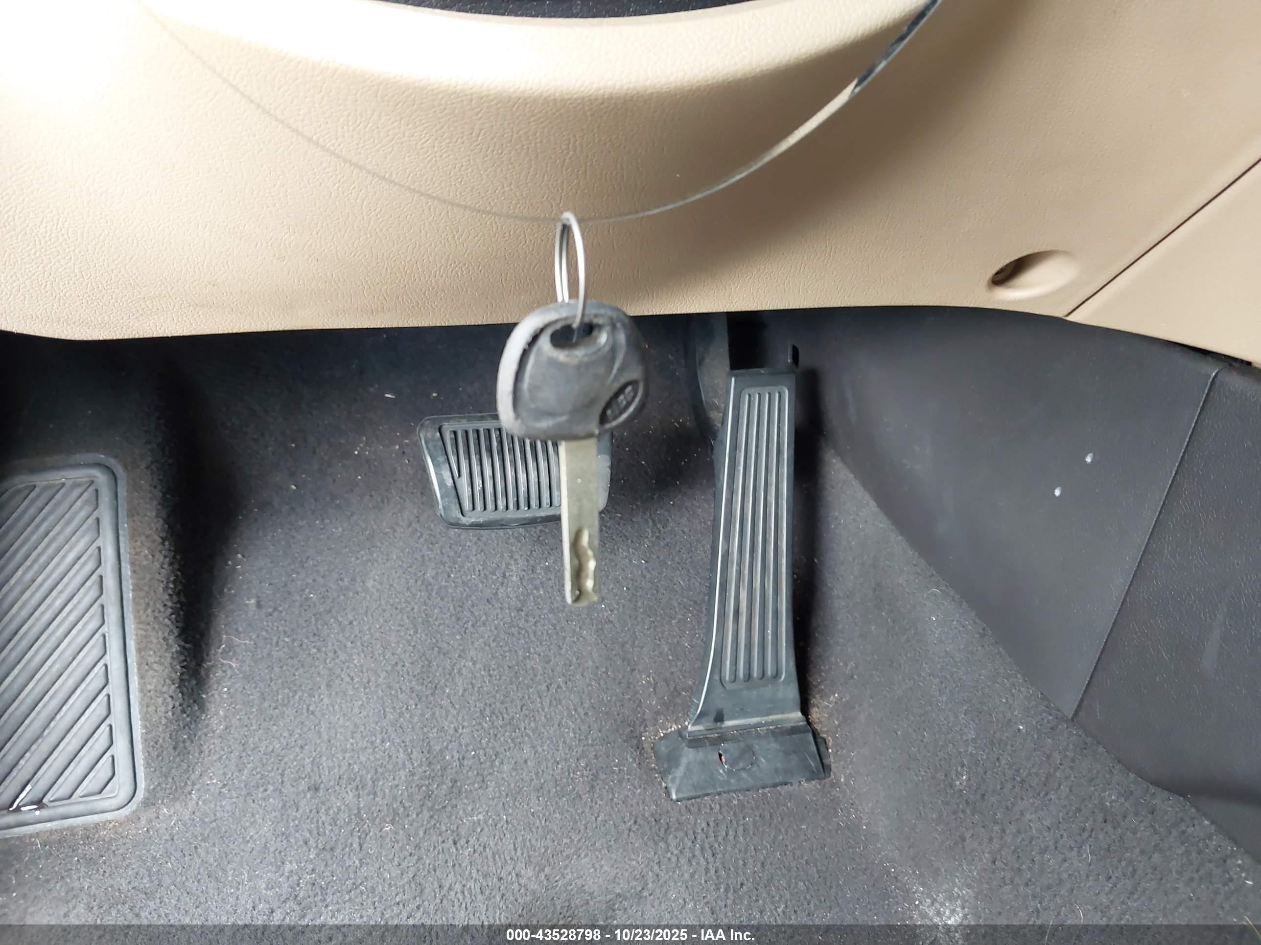 HYUNDAI SONATA image 11