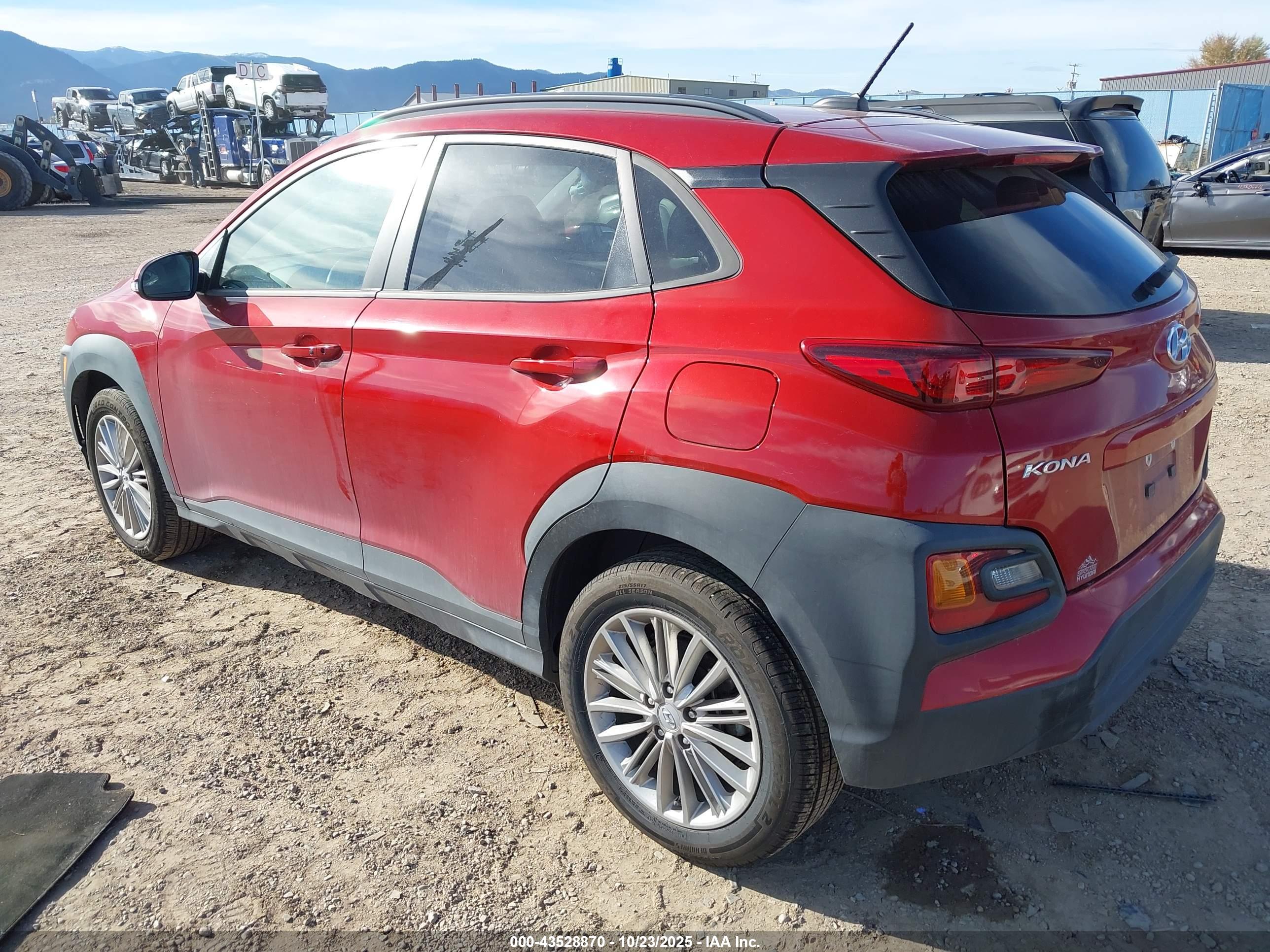 HYUNDAI KONA image 3