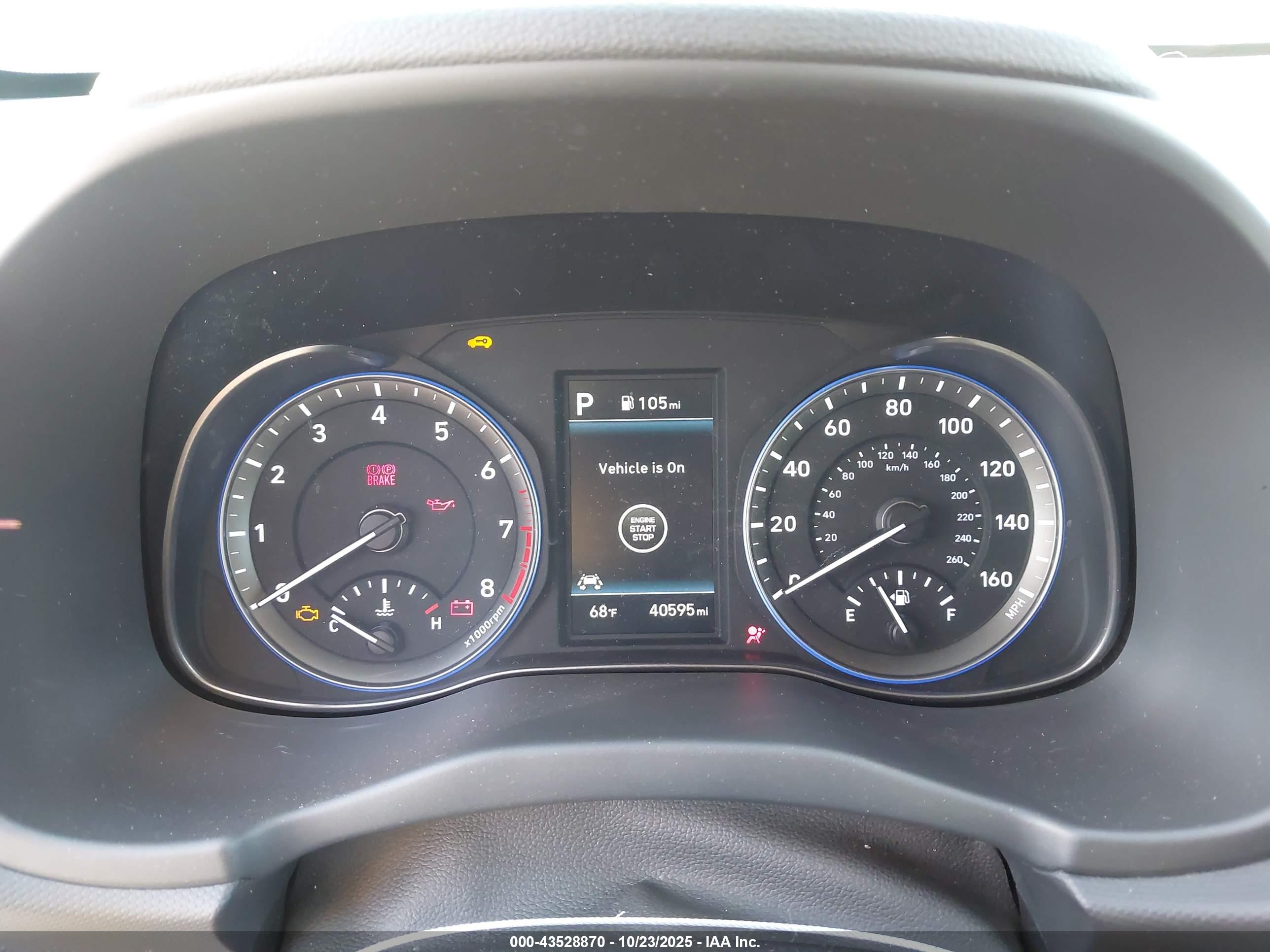 HYUNDAI KONA image 7