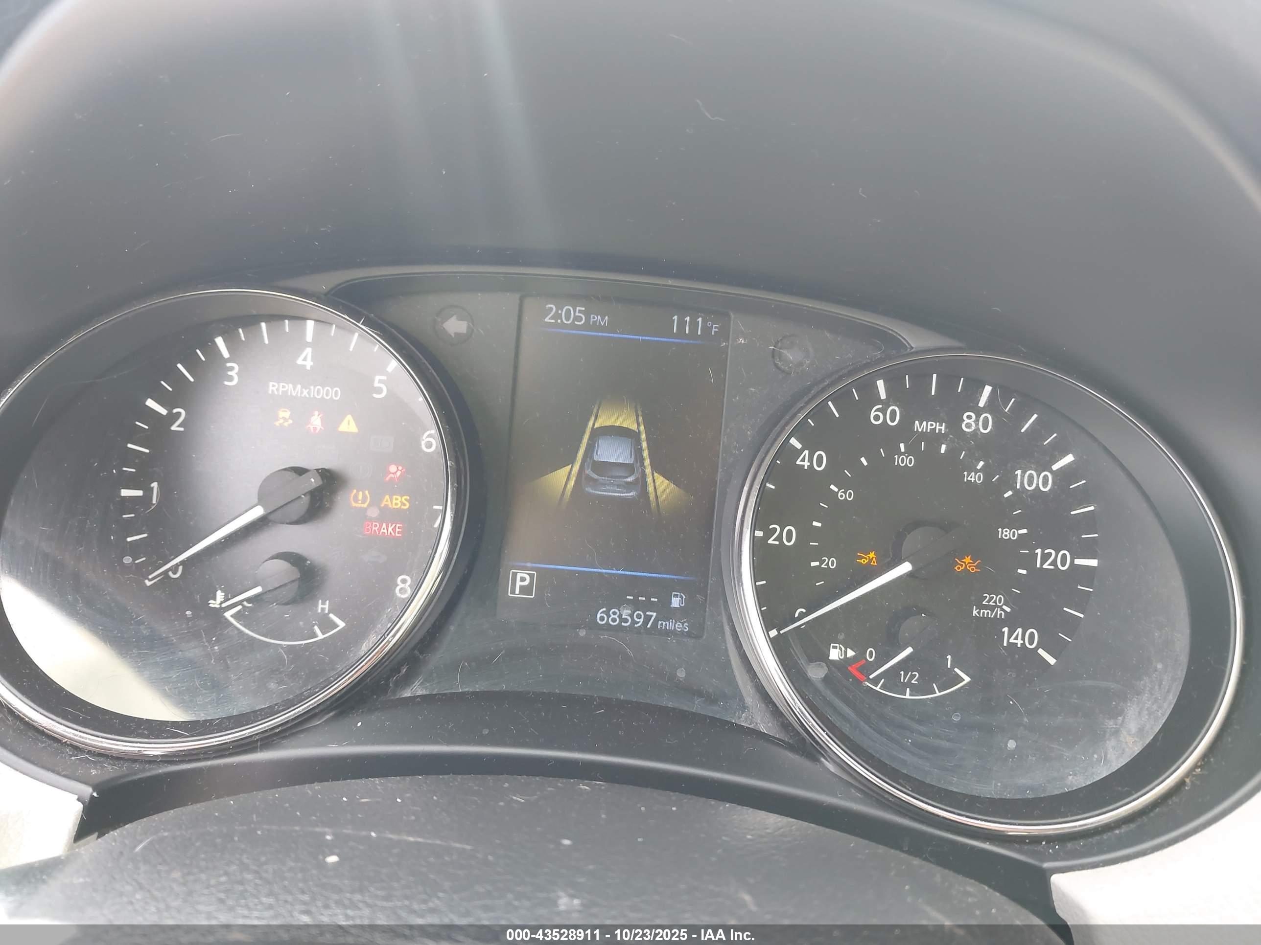 NISSAN ROGUE image 7