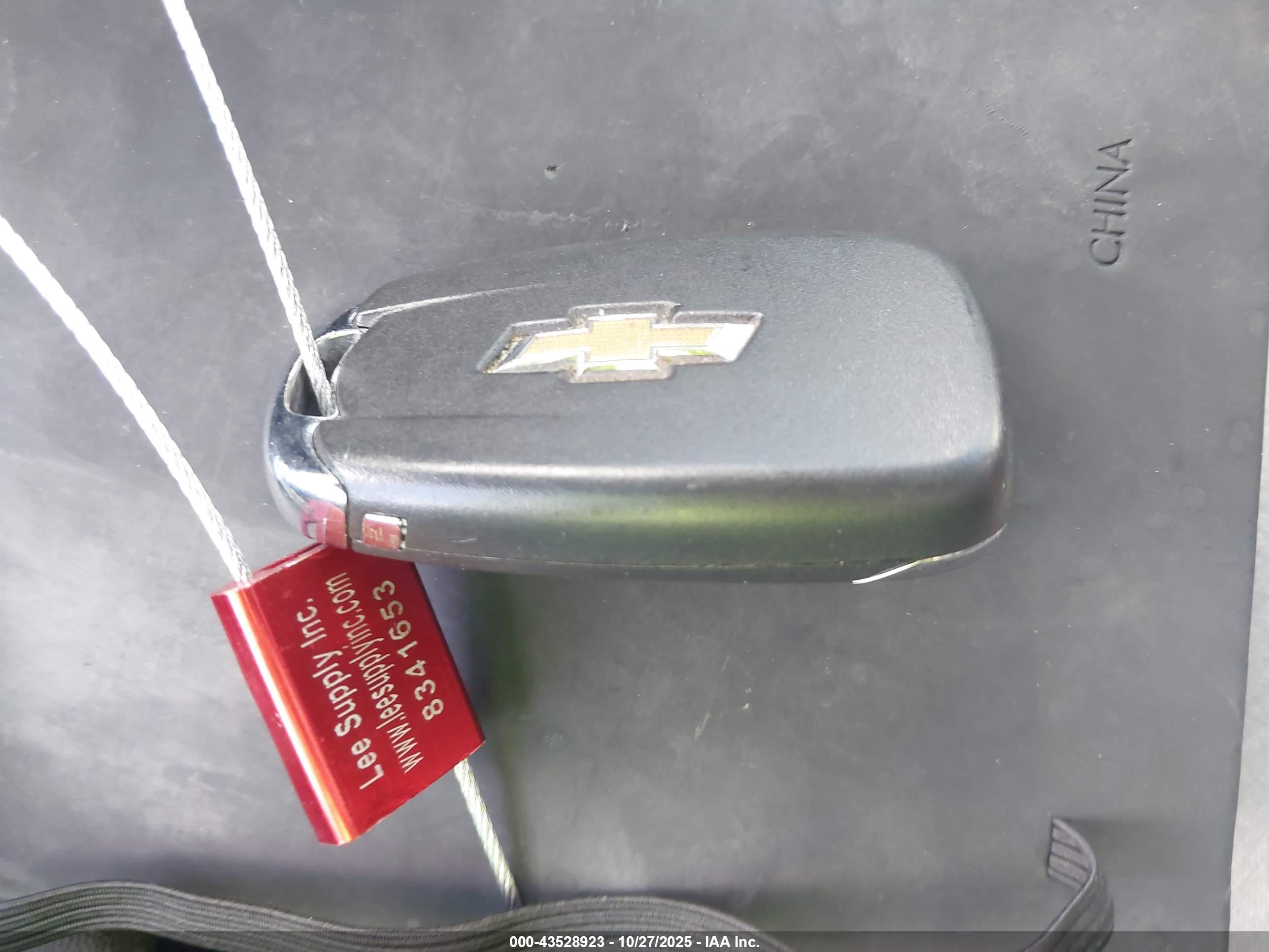 CHEVROLET EQUINOX image 11