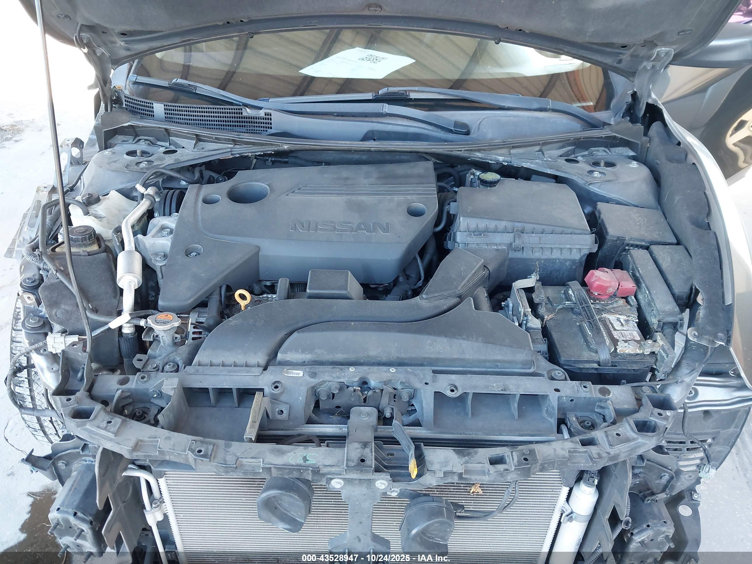 NISSAN ALTIMA image 10
