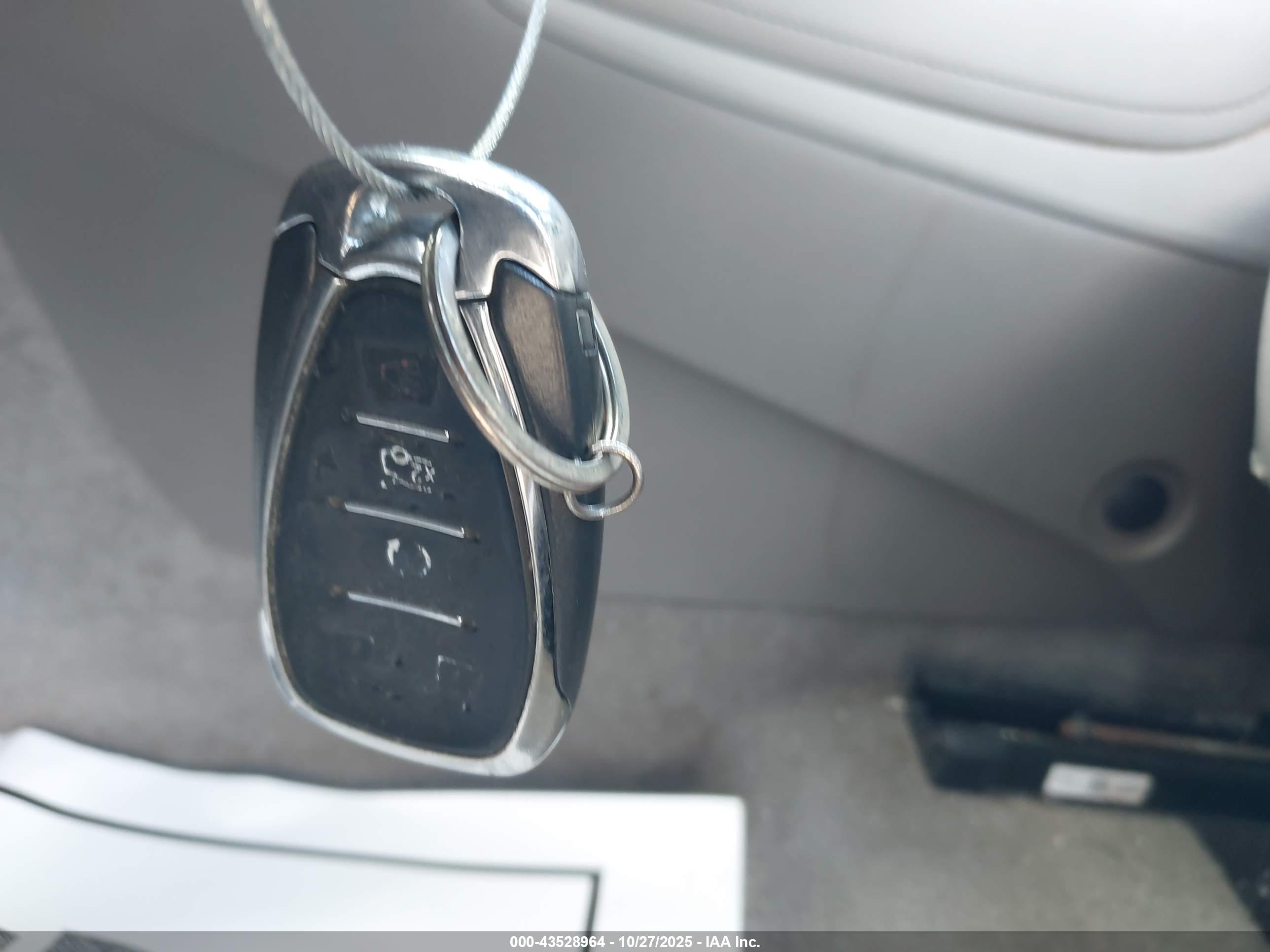 CHEVROLET MALIBU image 11