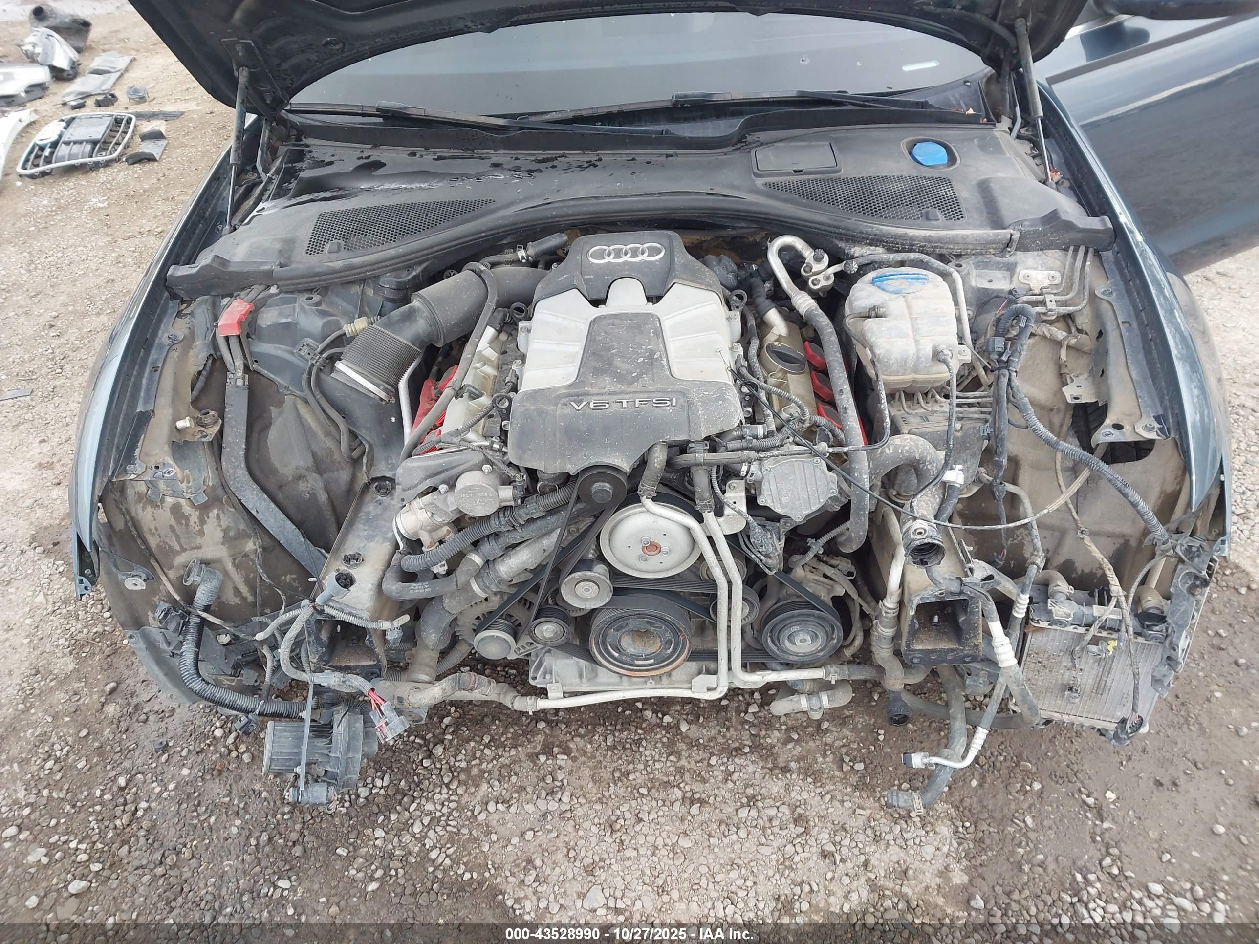 AUDI A6 image 10