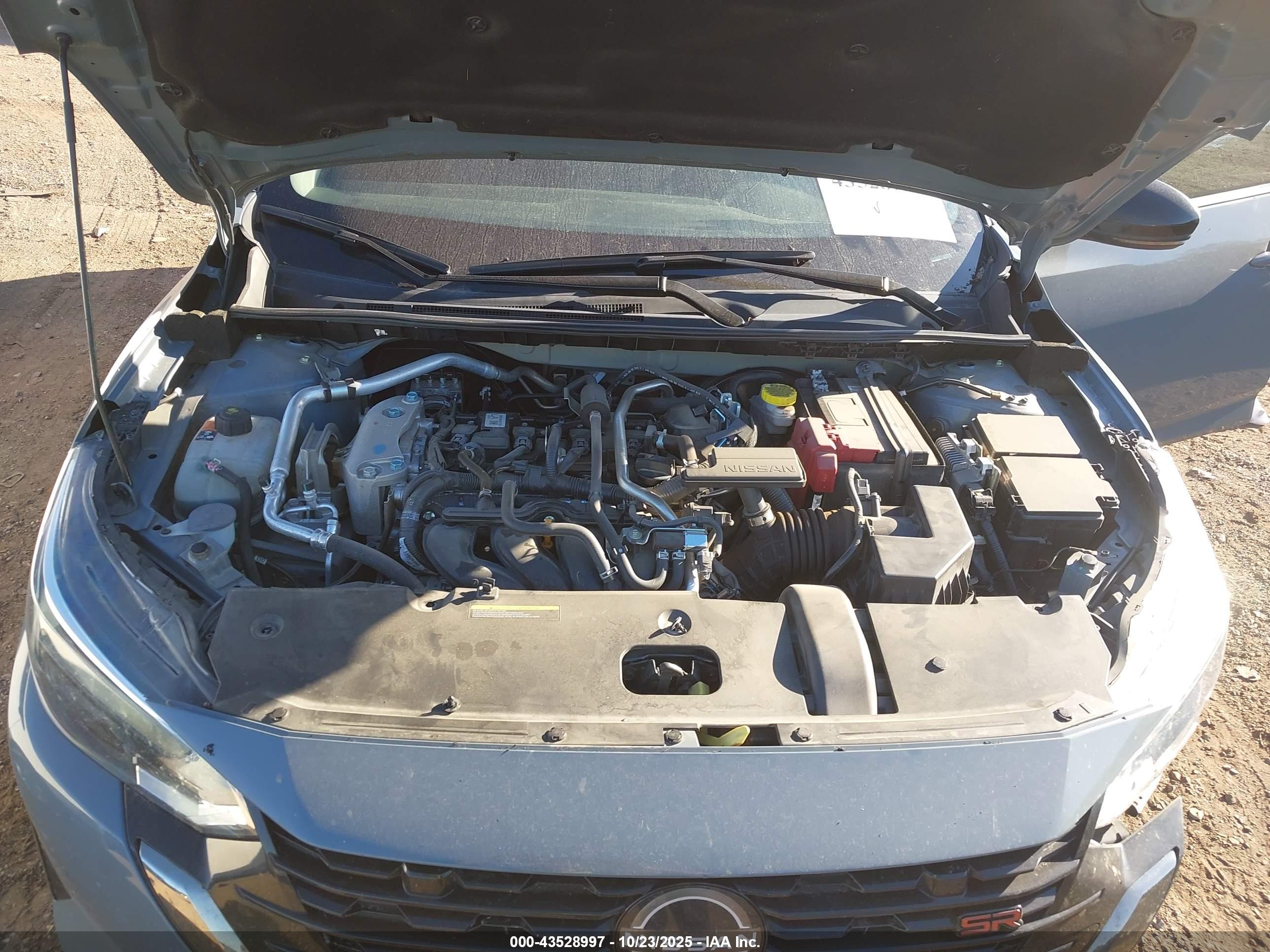 NISSAN SENTRA image 10