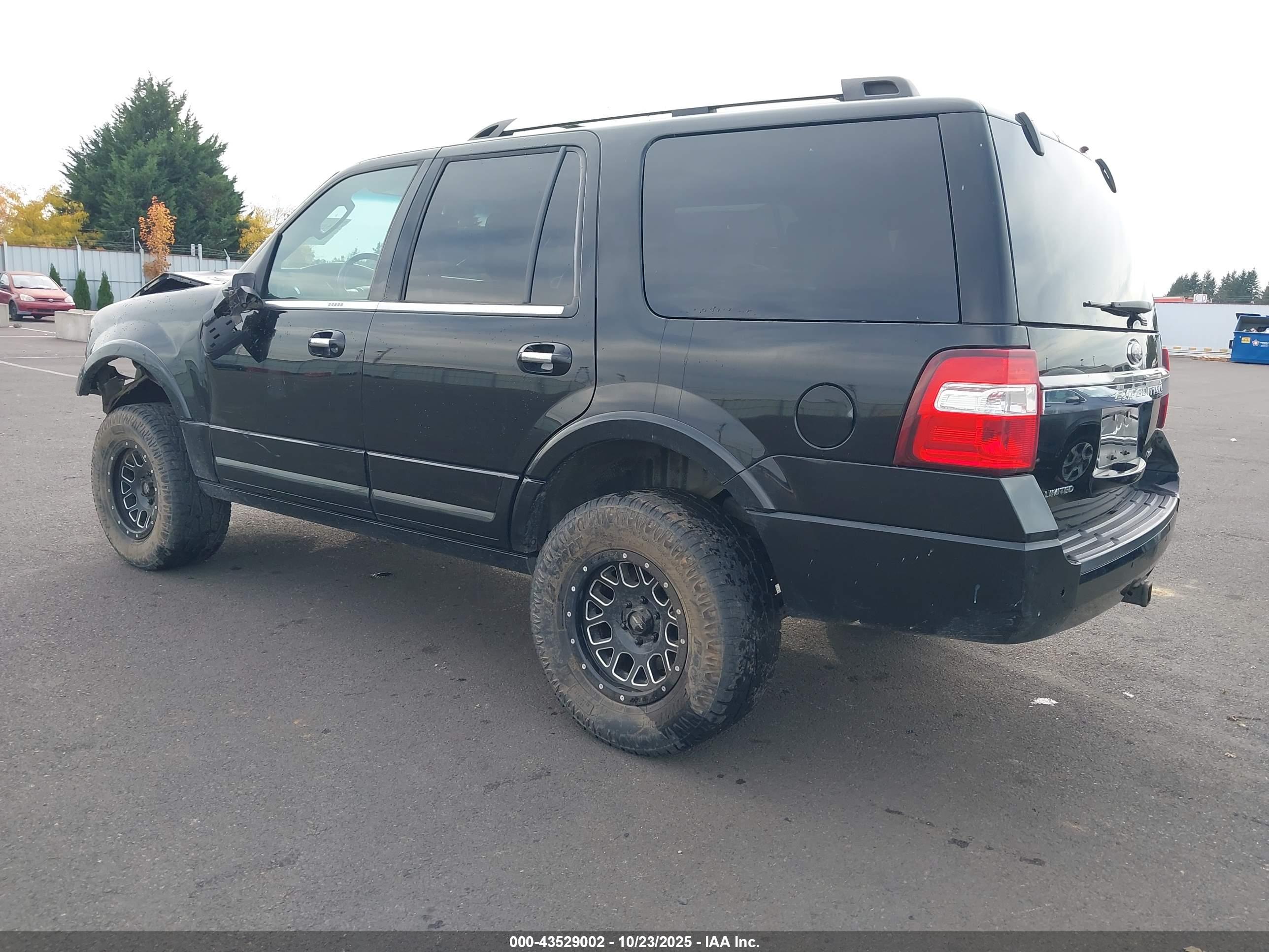 FORD EXPEDITION image 3